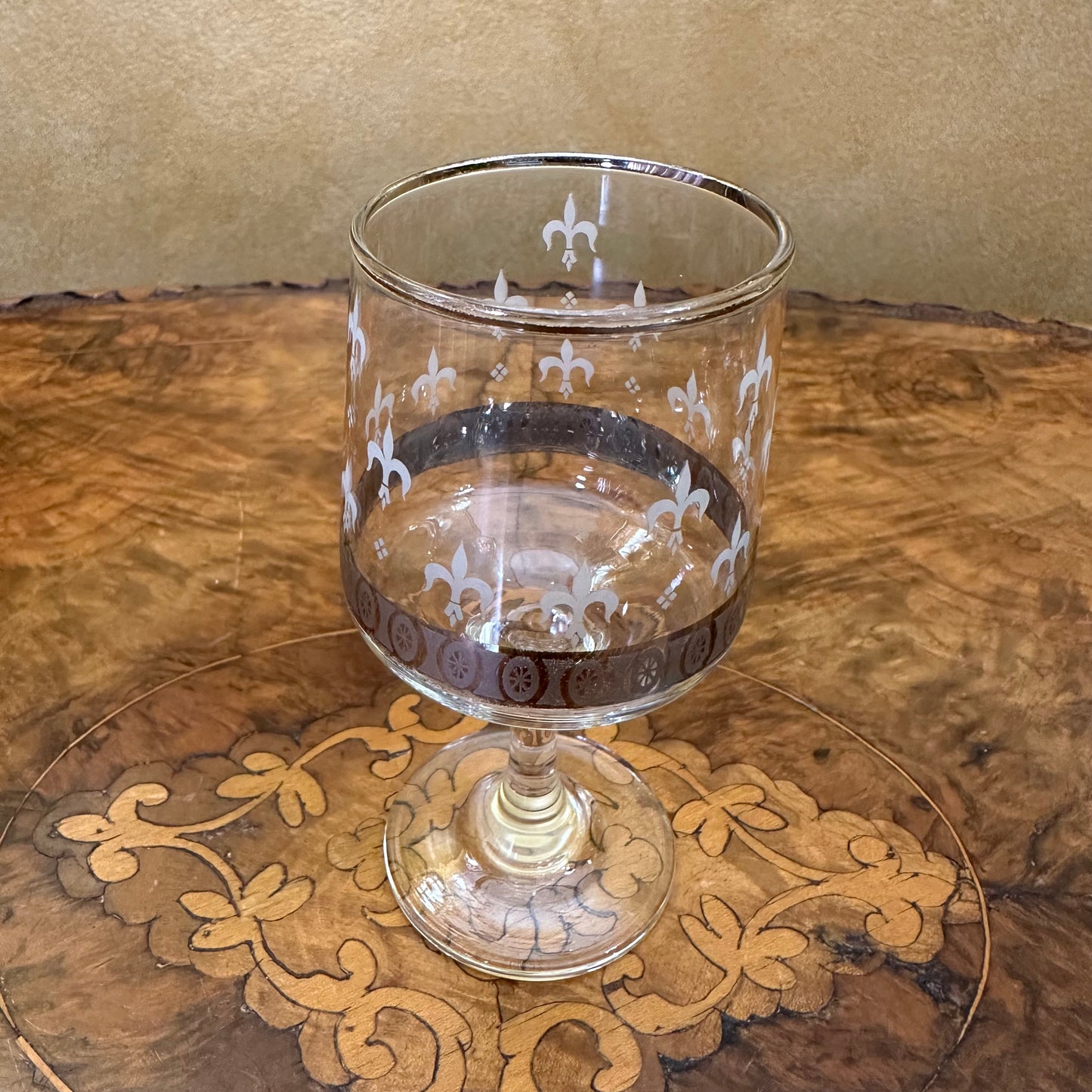 Dema English Sherry Silver Trim Set