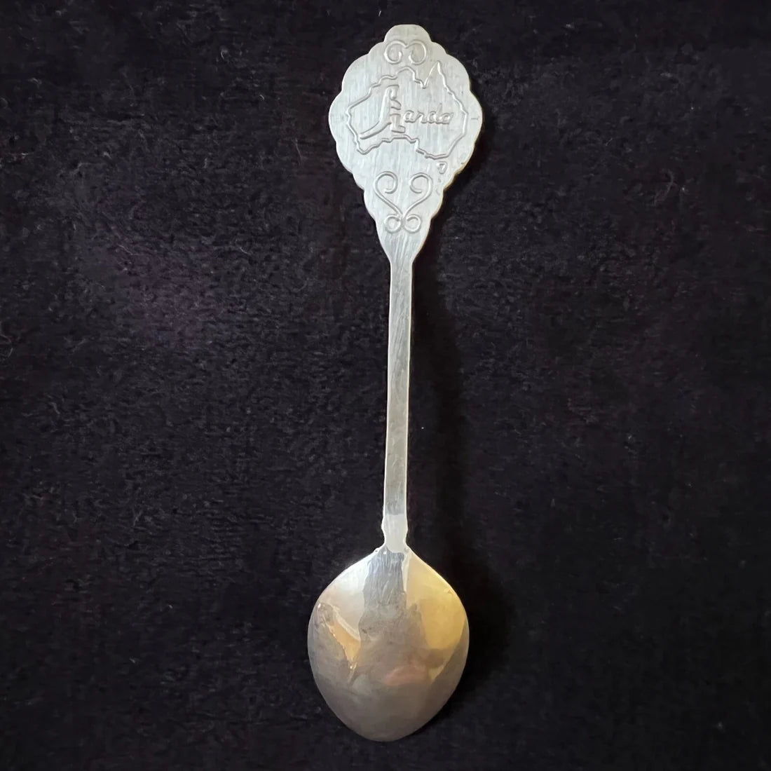 Vintage Gundagai Tea Spoon