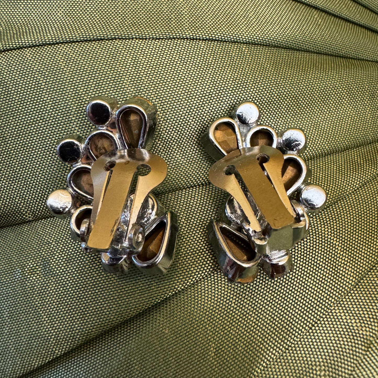 Vintage Rhinestone Clip On Earrings