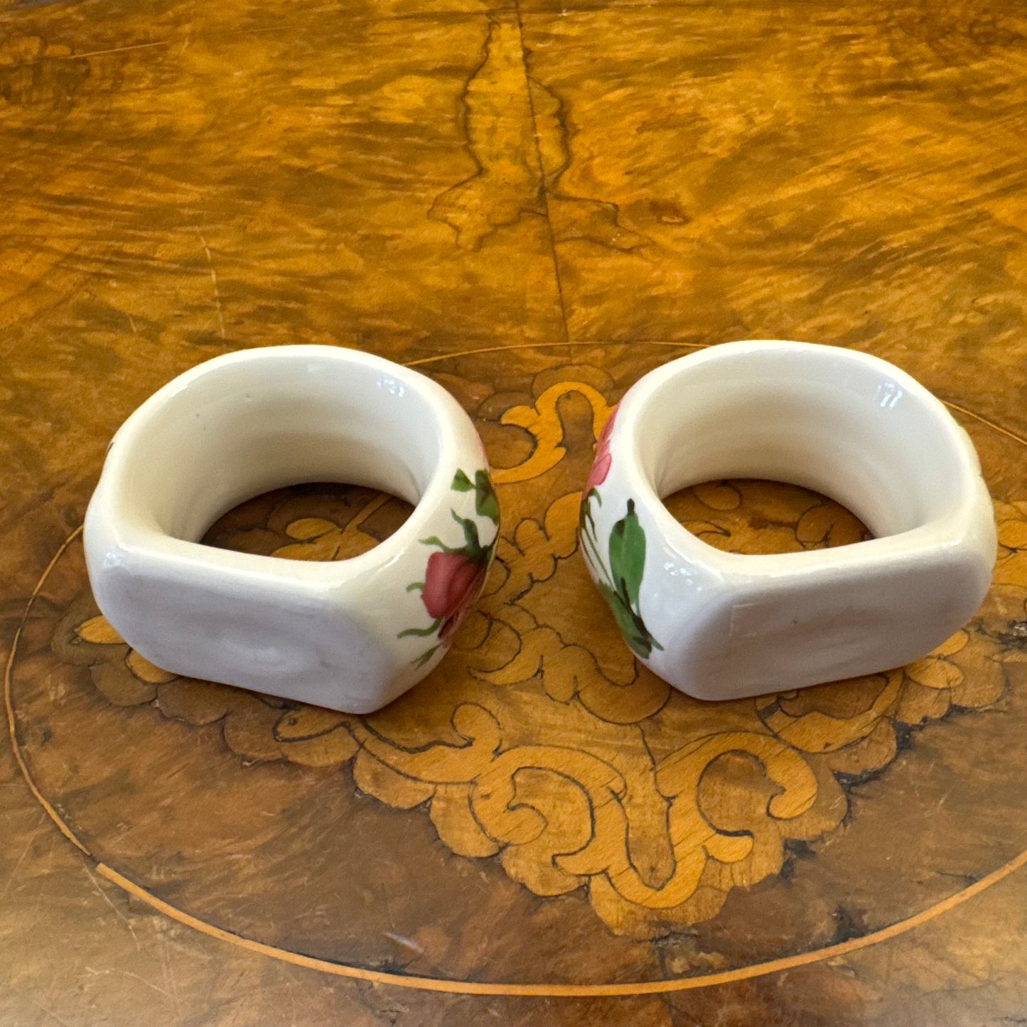 Vintage Floral Print Napkin Rings Pair