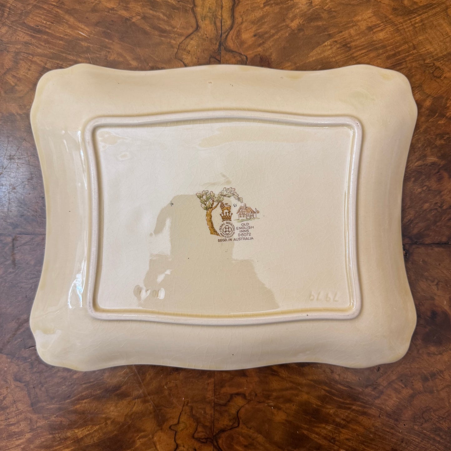 Vintage Royal Doulton Old English Inns The Peacock Rowsley Tray