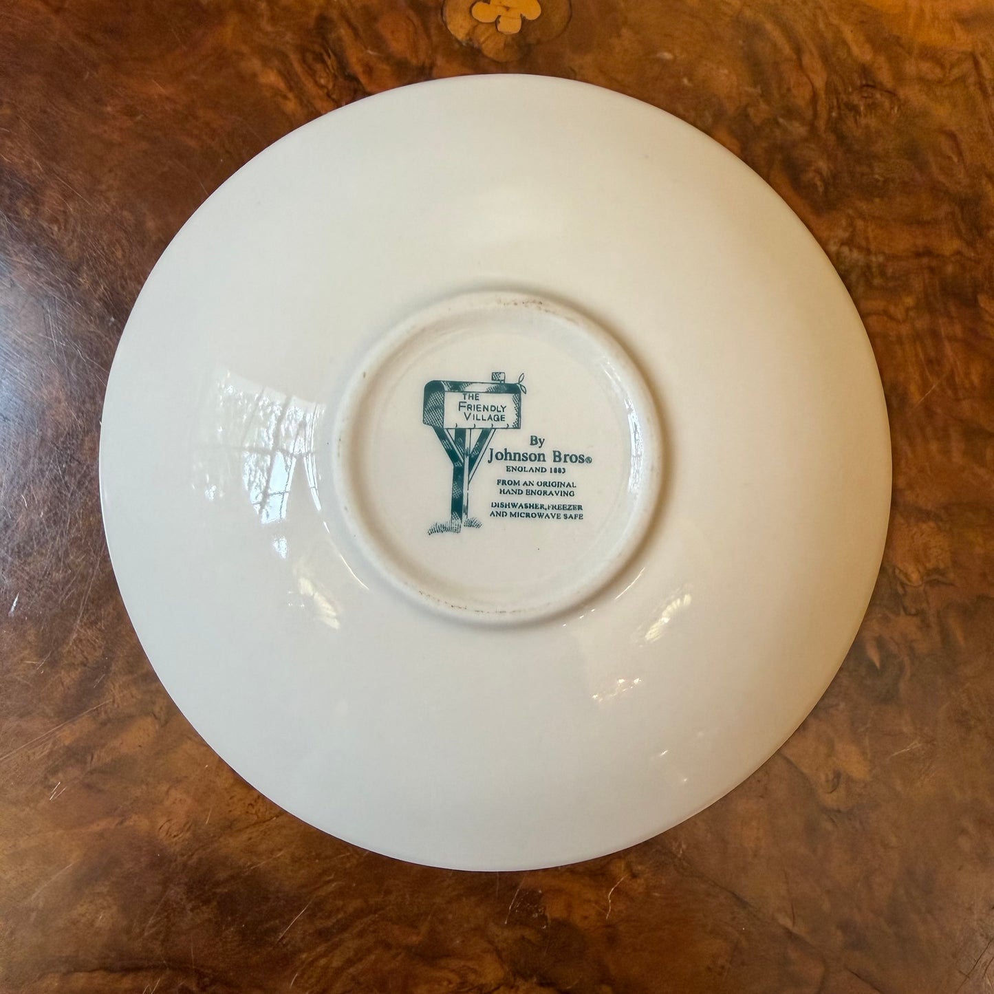 Vintage Johnson Brother The Friends Village 20 Piece Dinner Set