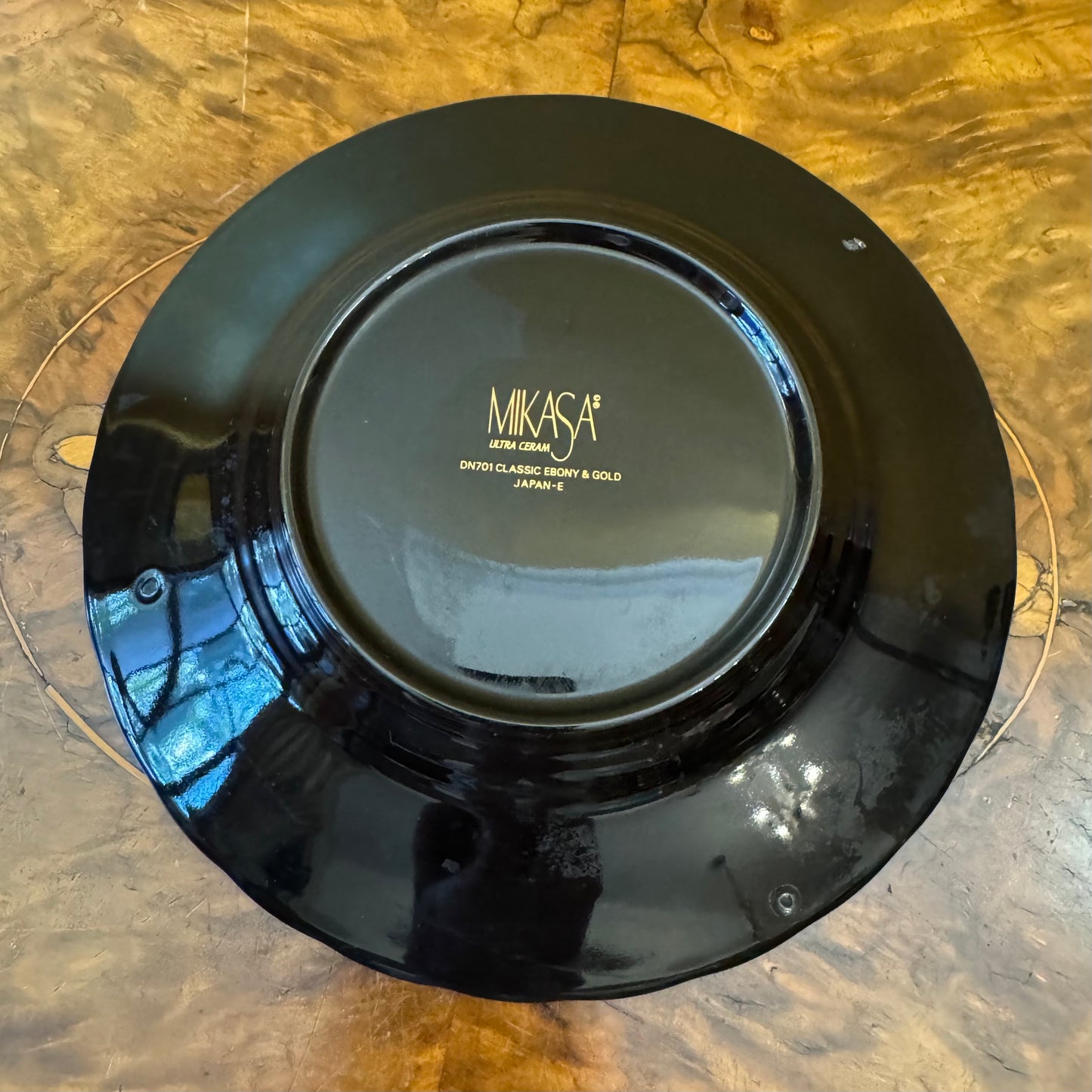 Mikasa Classic Ebony & Gold 10 Piece Dinner Setting For Two