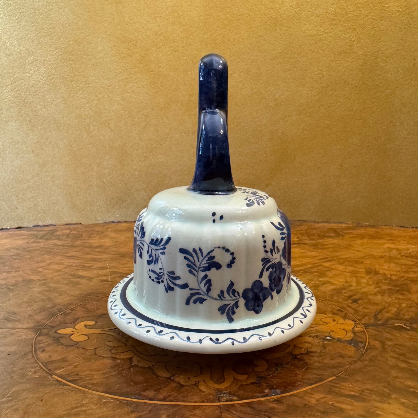 Vintage Deft Blue Blue & White Floral Lidded Vase Jar
