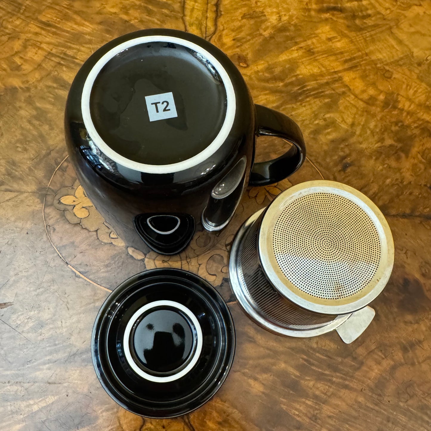 T2 Black Mug With Tea Strainer & Lid