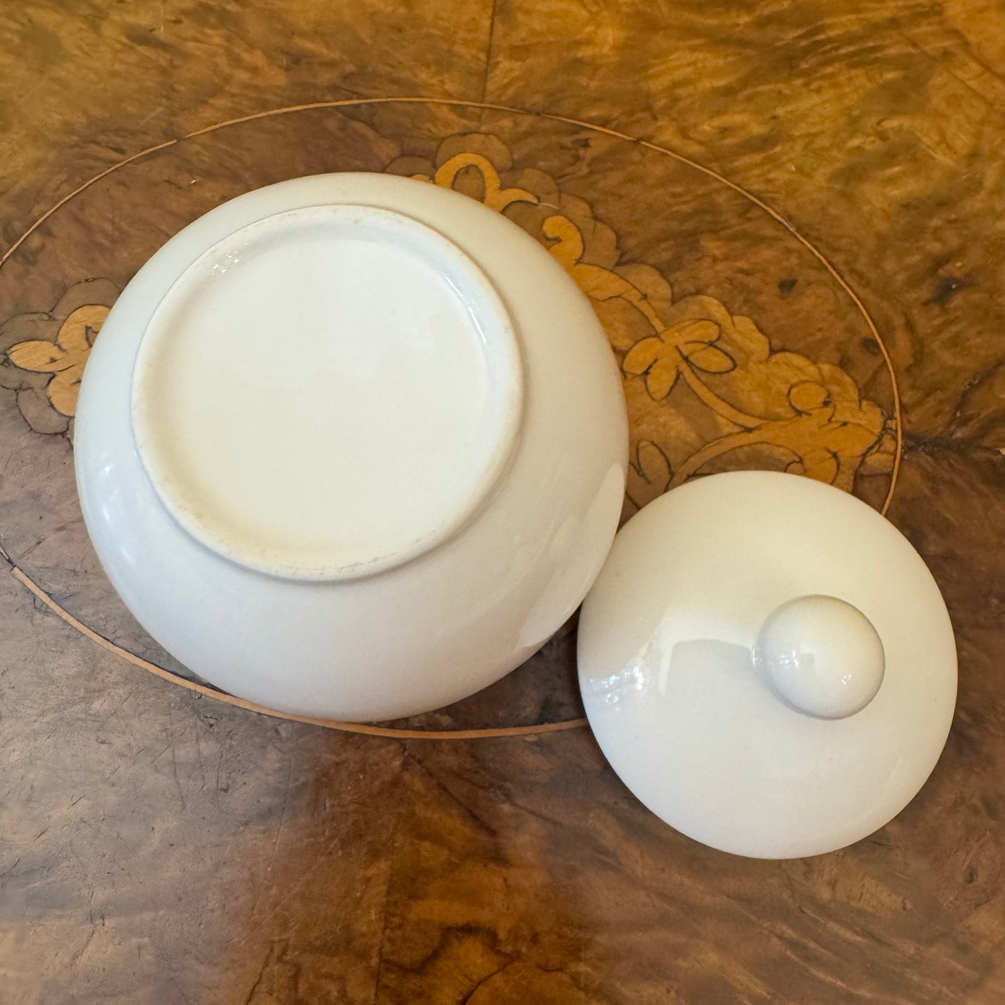 White Porcelain Jar With Lid