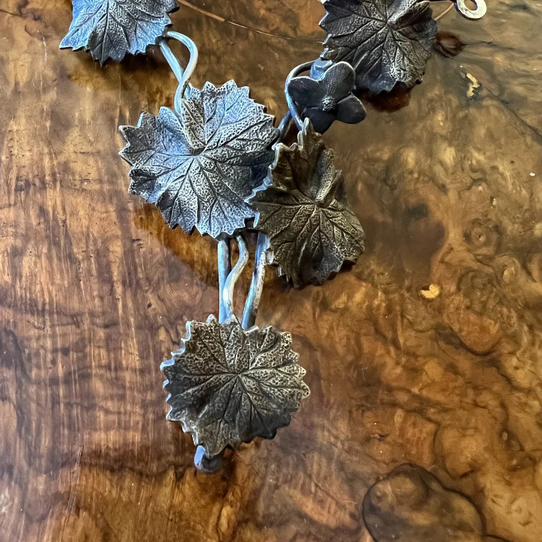 Vintage Ornate Leaves Hanging Ornament Pair