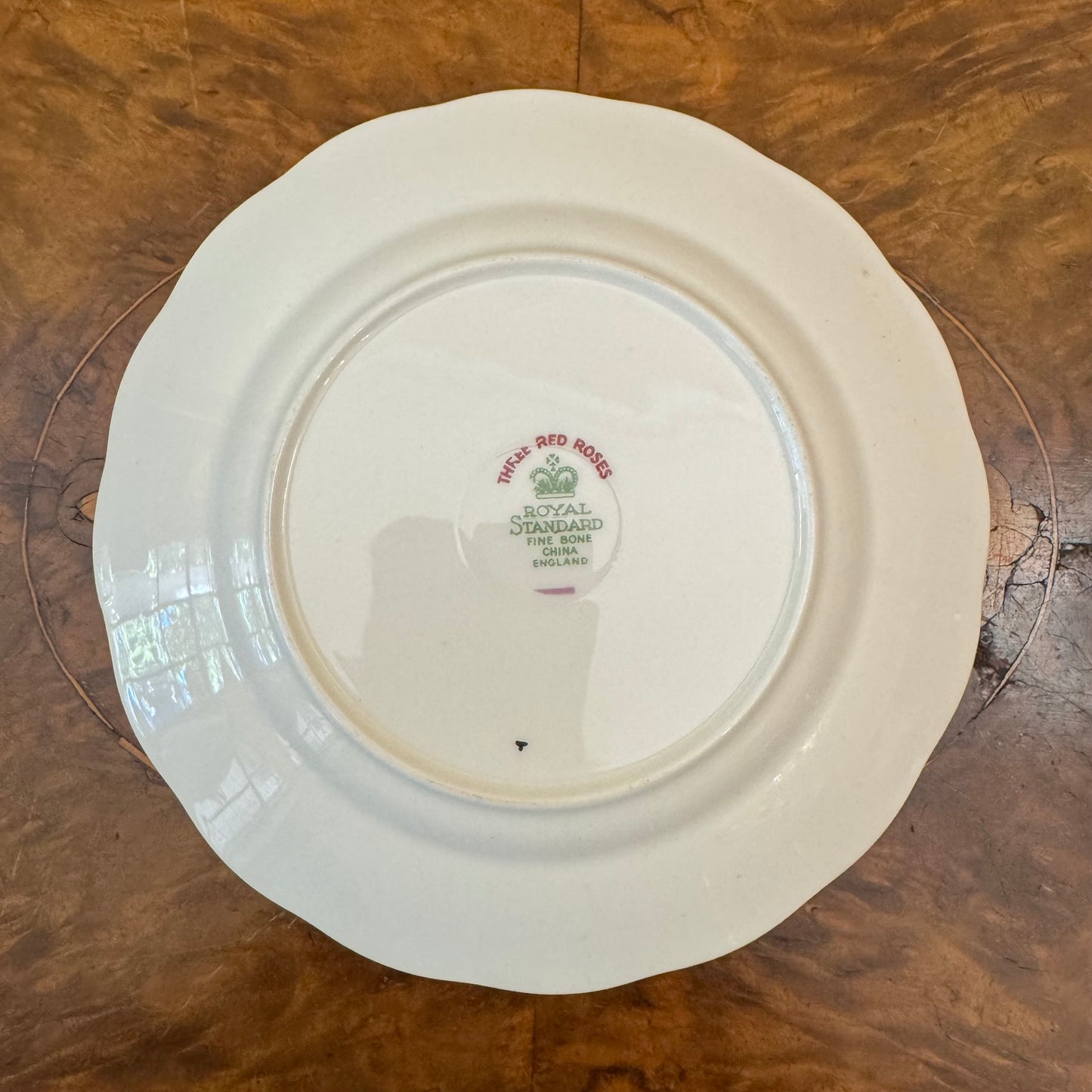 Royal Standard Three Red Roses Side Plate