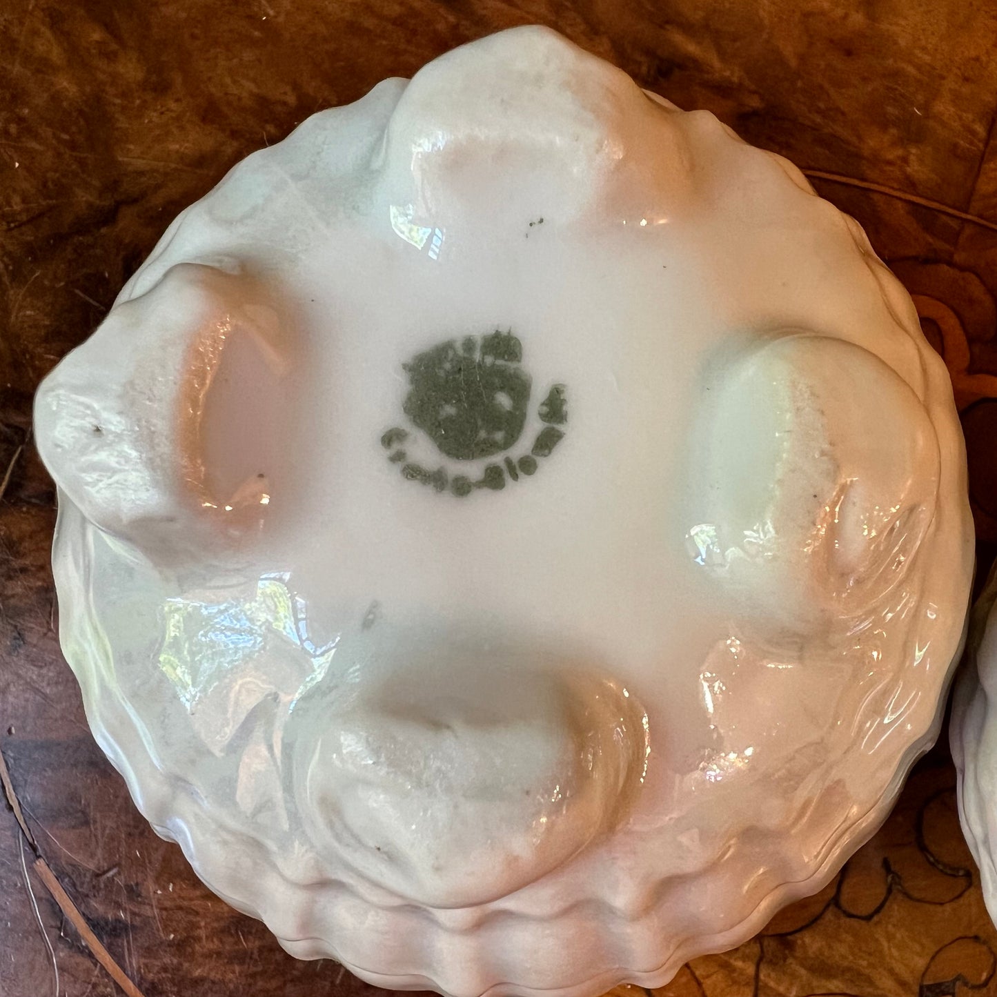 Shell Victoria Milk & Sugar Bowl