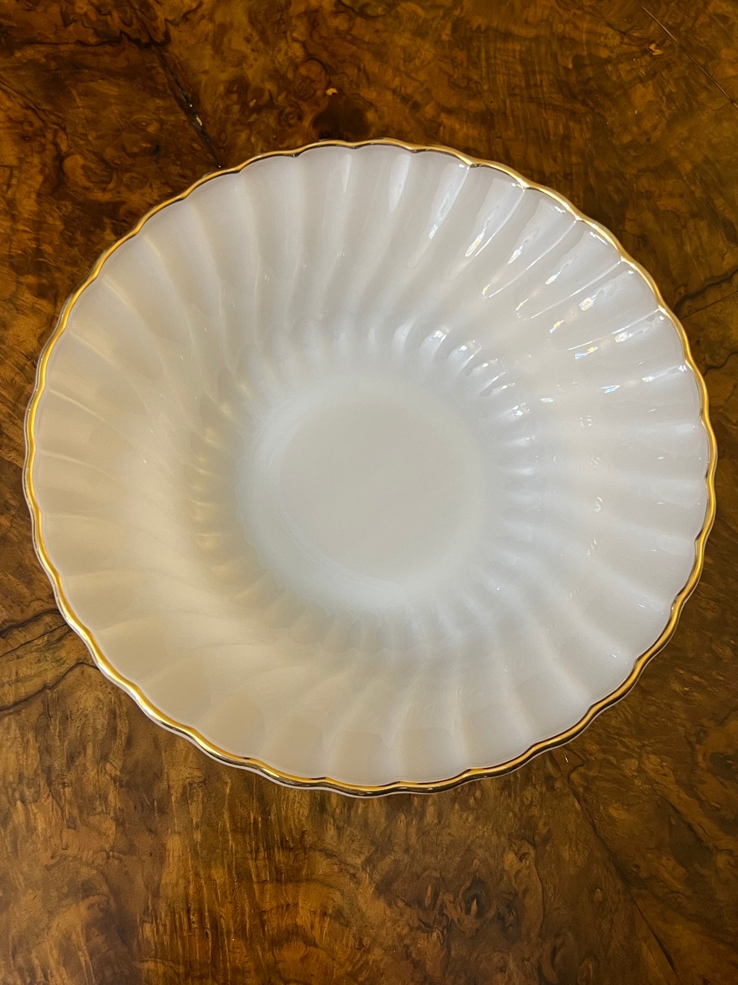 Vintage Anchor Hocking Milk Glass Shell