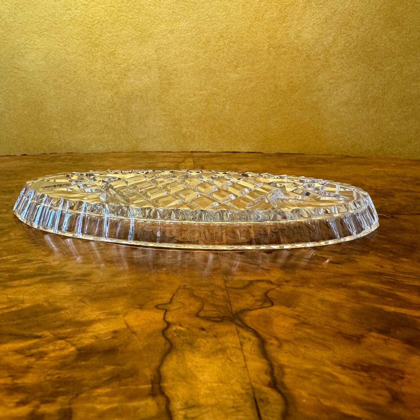 diamond cut design crystal