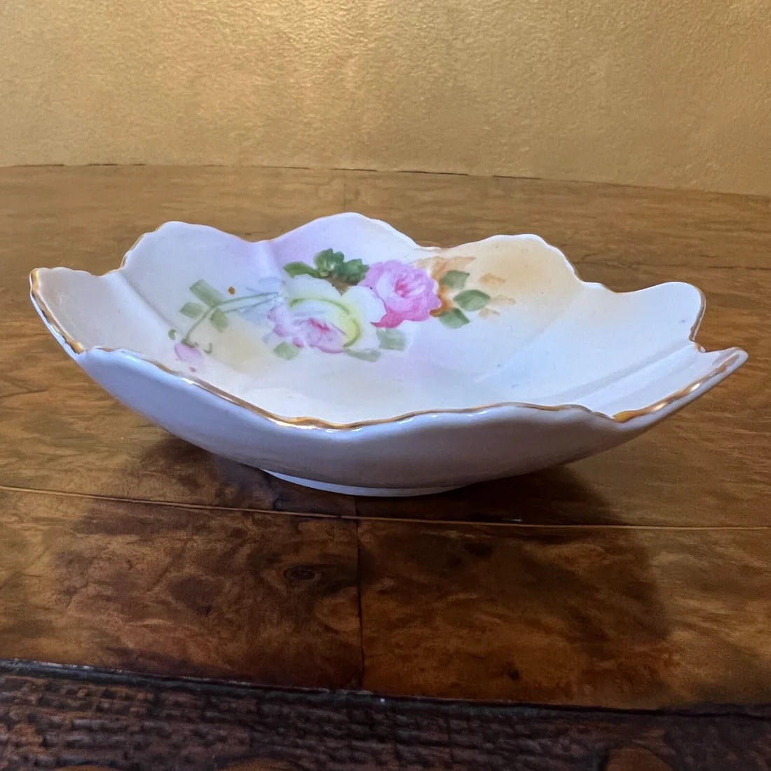 Noritake Flower Shape Small Dish/Bowl