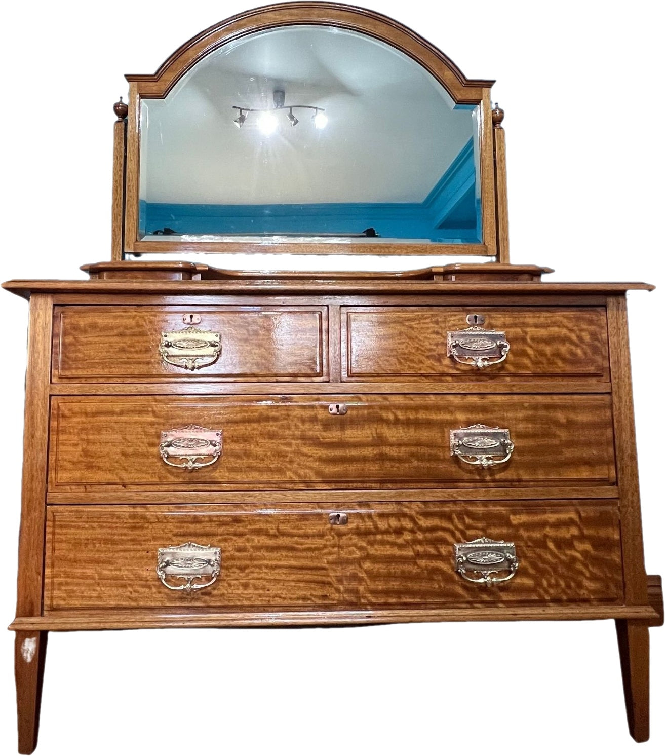 Antique Tasmanian Oak Dressing Table With Mirror Drawers