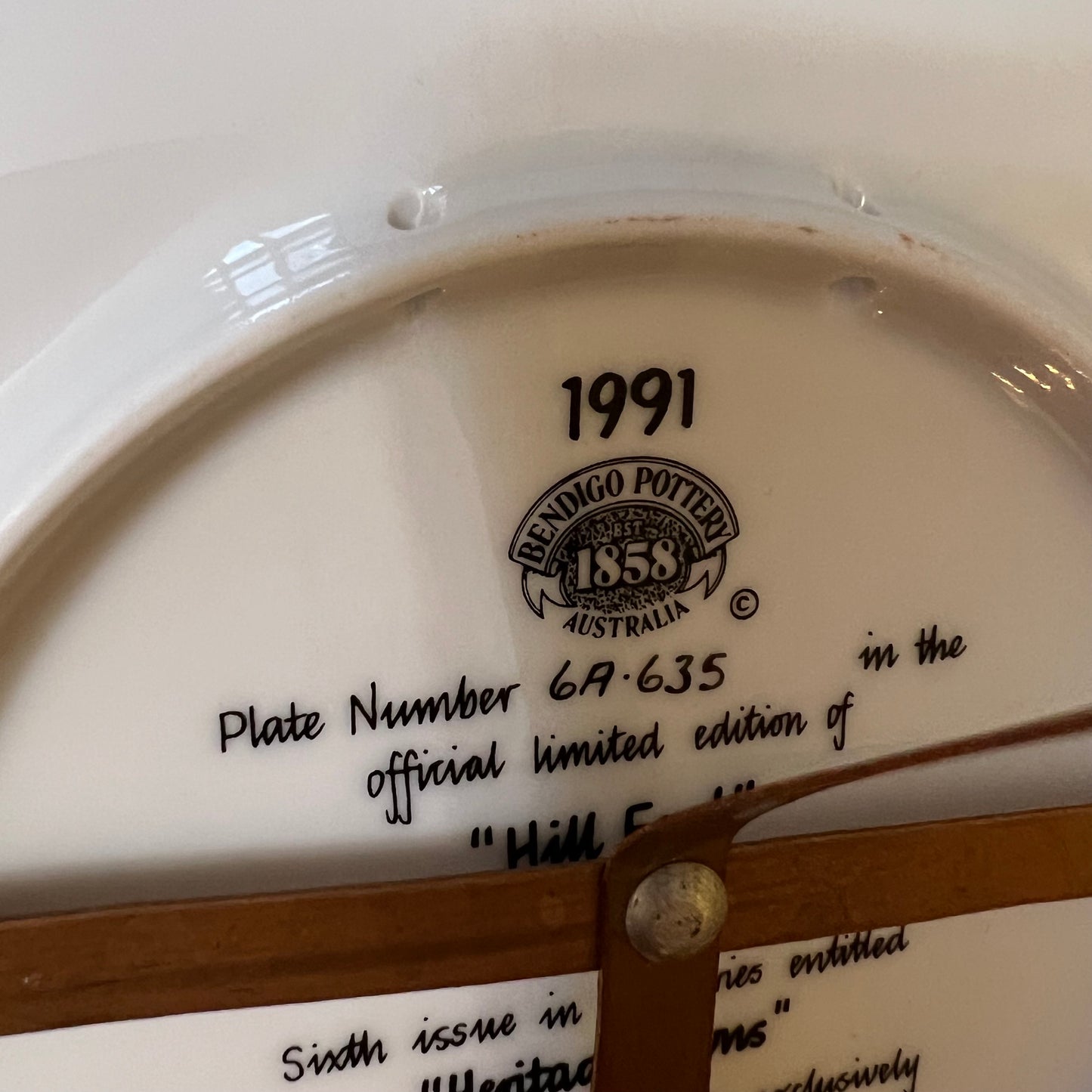 Chris Huber Bendigo Pottery Heritage Hill End Collector Plate Hanging