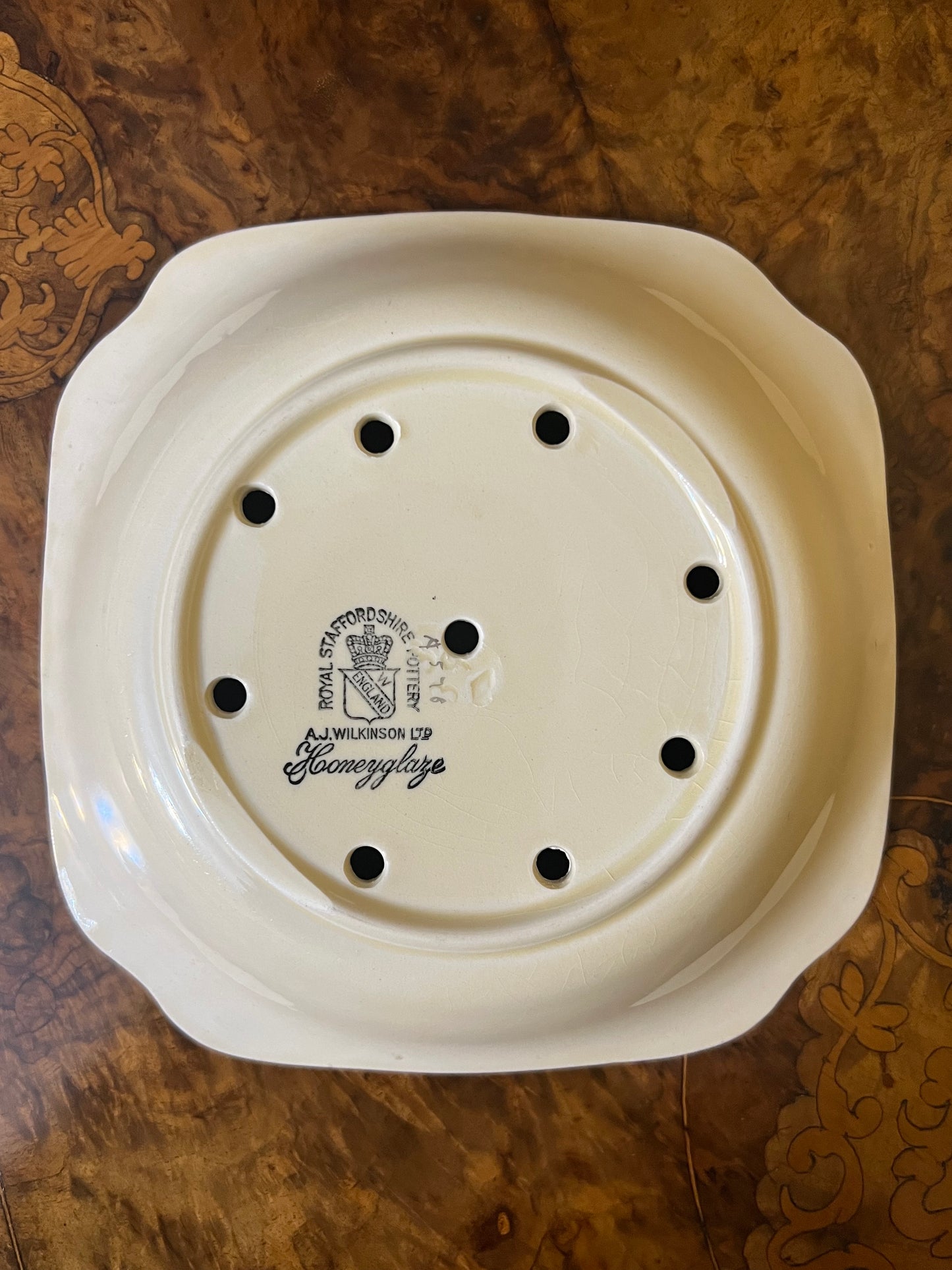 Royal Staffordshire Honeyglaze Lettuce Drain Plate