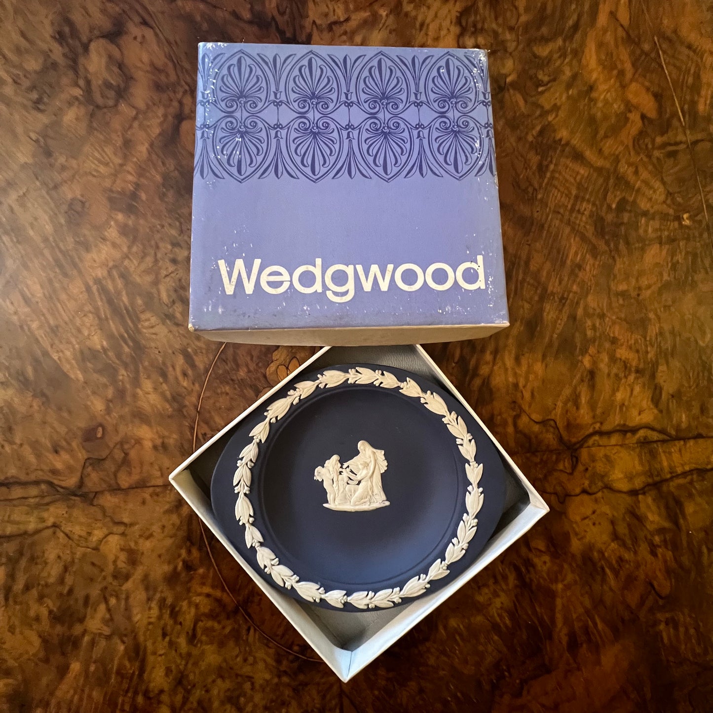 Vintage Wedgwood Jasperware Navy & White Dish
