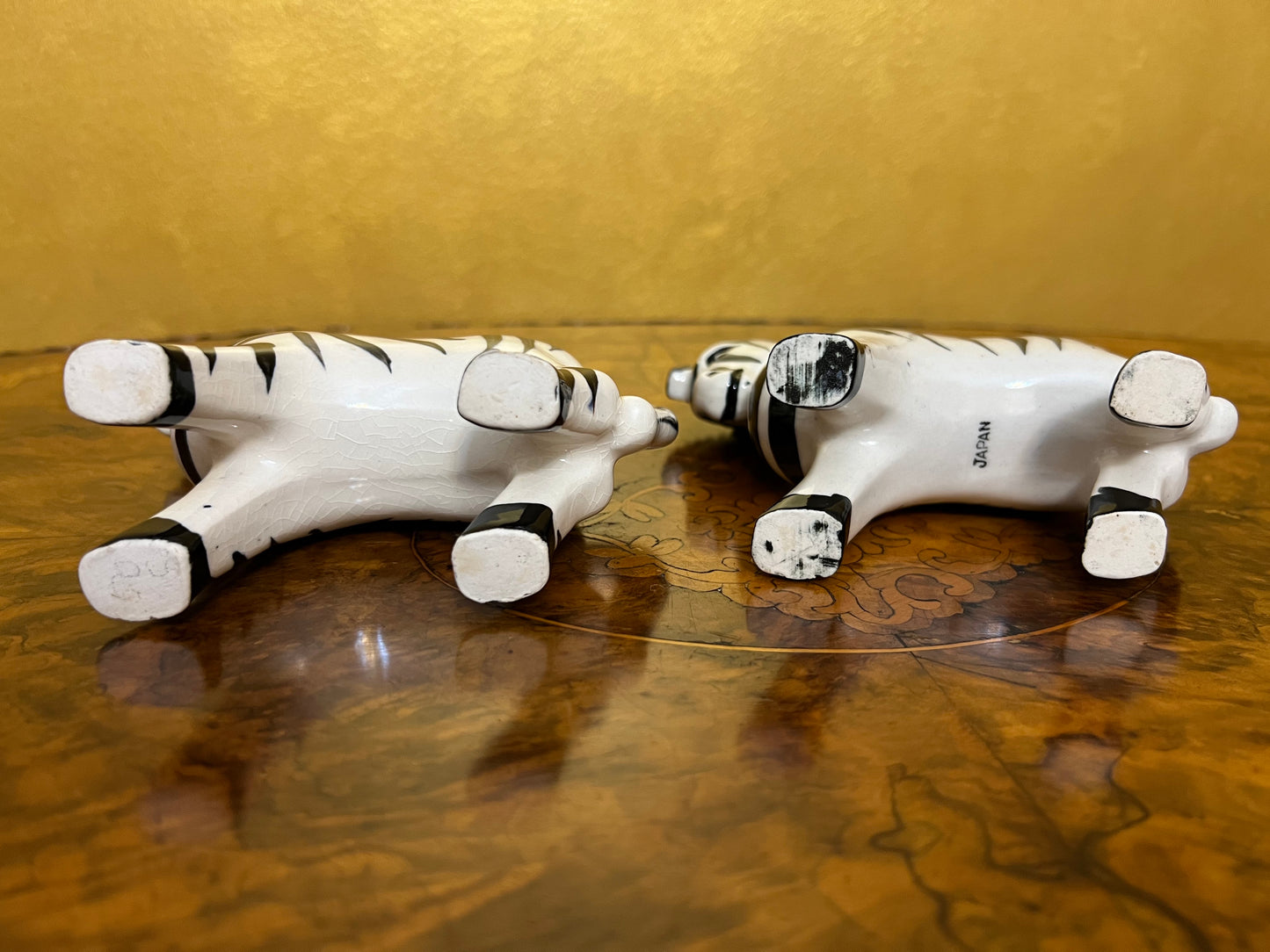 Zebra Figurine Ornament Pai