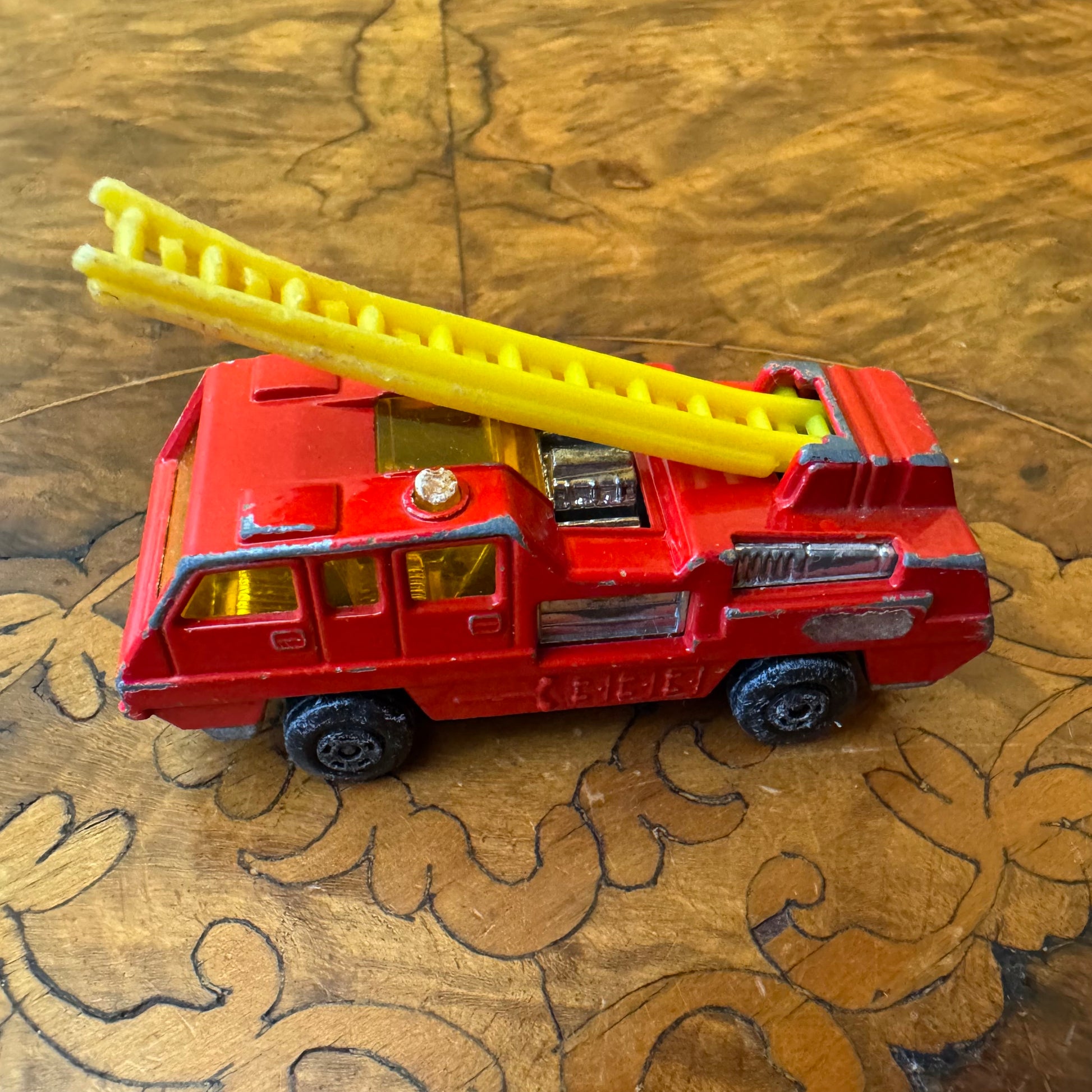 1975 Matchbox Superfast Blaze Buster Fire Engine Diecast