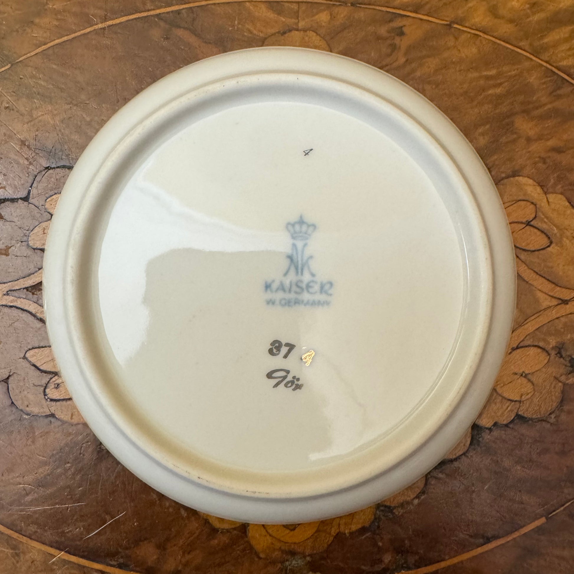 AK Kaiser Floral Print Small Dish 