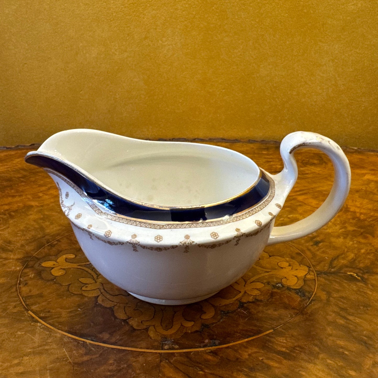 Alfred Meakin Bleu de Roi Gravy Boat Jug 