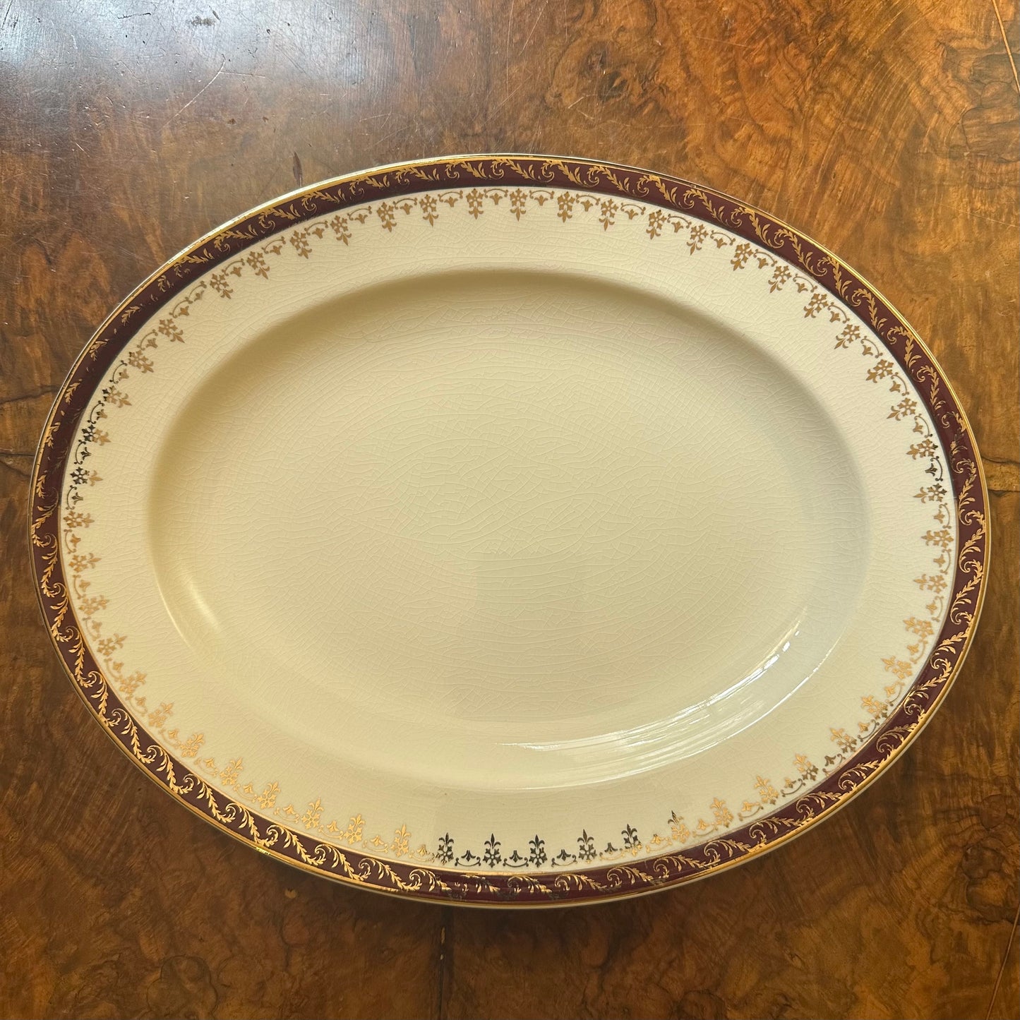 Alfred Meakin Suzanne Burgundy Gold Print Serving Tray