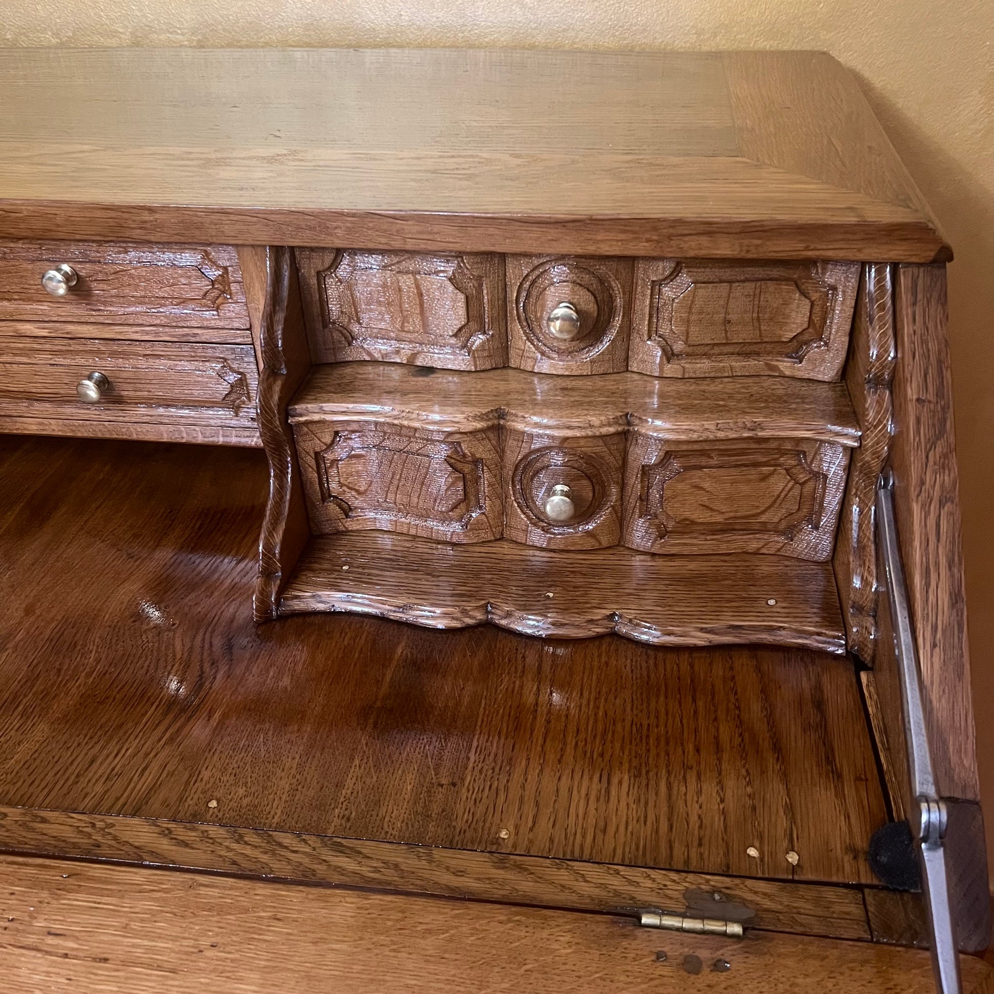 Antique 18th Century Oak Bureau 