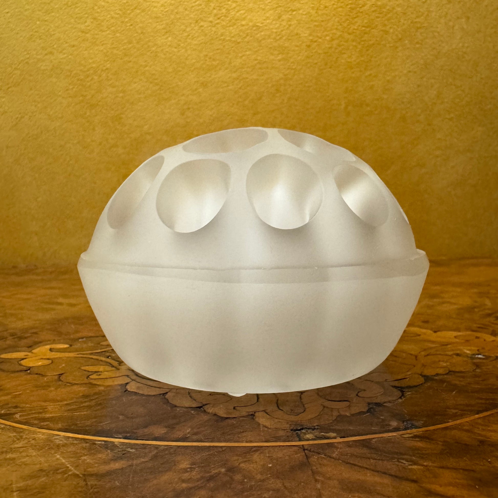 Antique 1910 Davidson 19-Hole Dome Frosted Flower Frog
