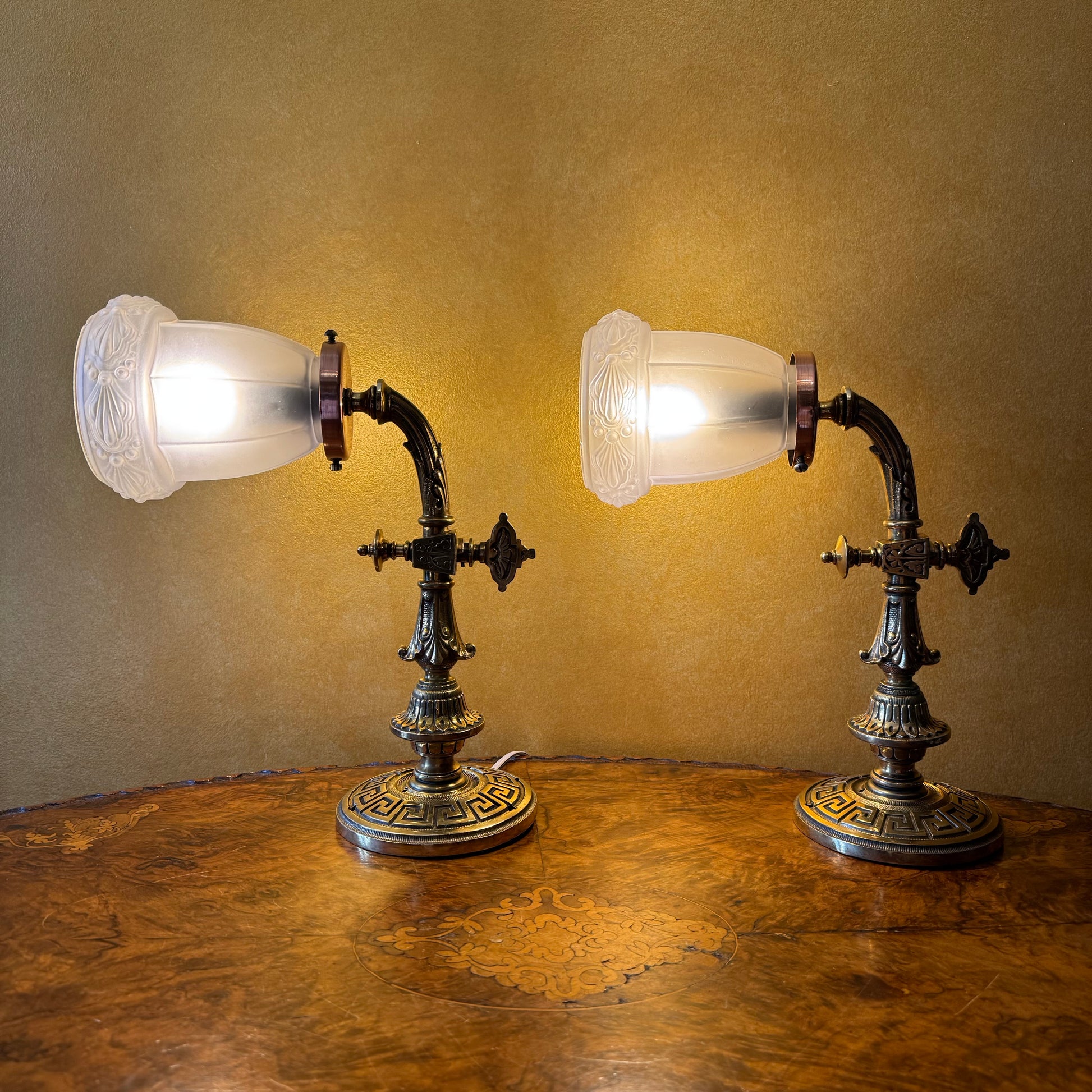 Antique Brass Wall Scone Lights 
