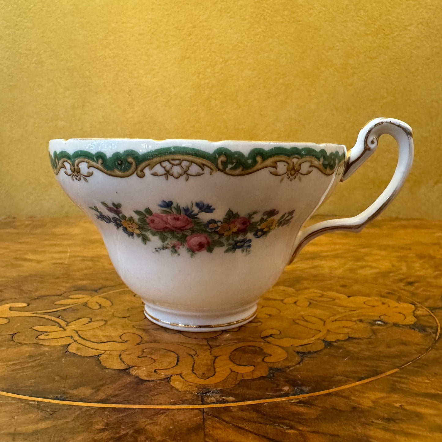 Antique Foley Broadway Bird Of Paradise Tea Cup 