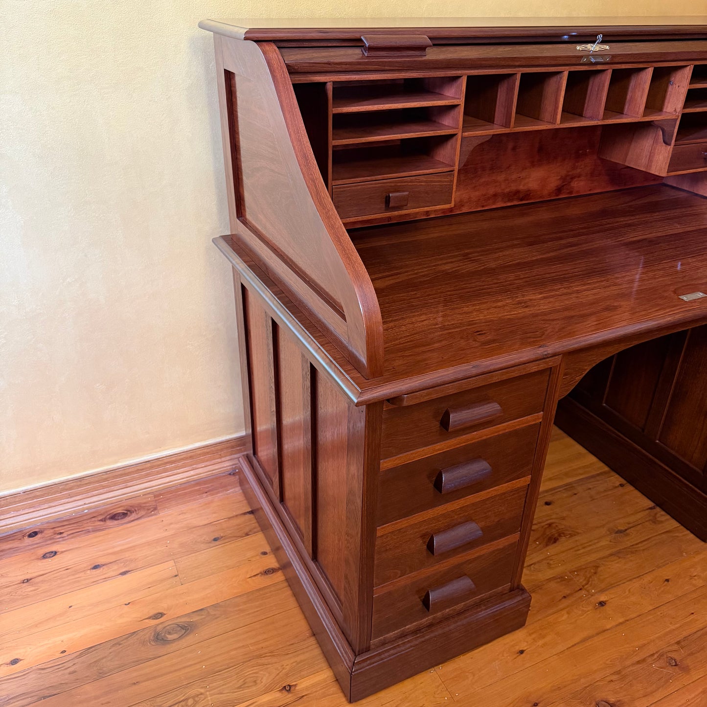 Antique Mahogany Roll Top Desk 