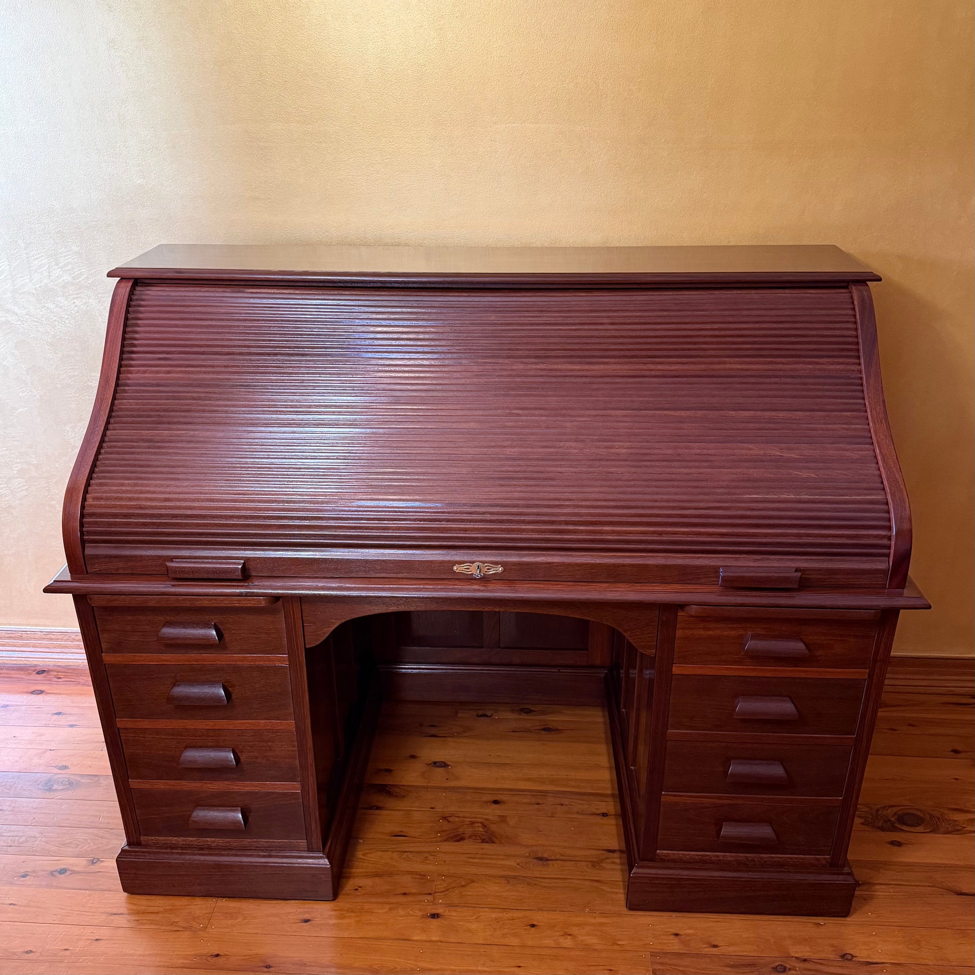 Antique Mahogany Roll Top Large Desk 