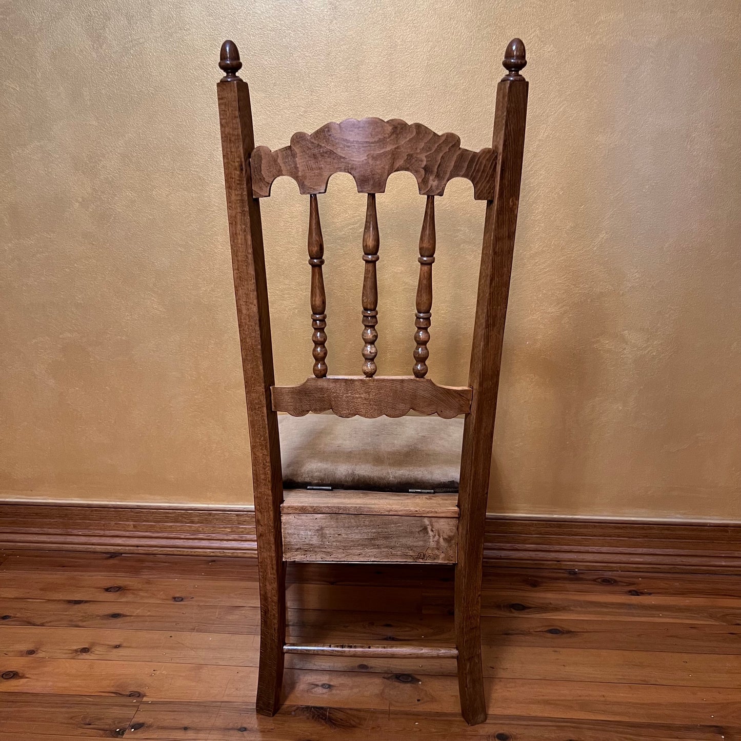 Antique Oak Children's Seat Lift Chair