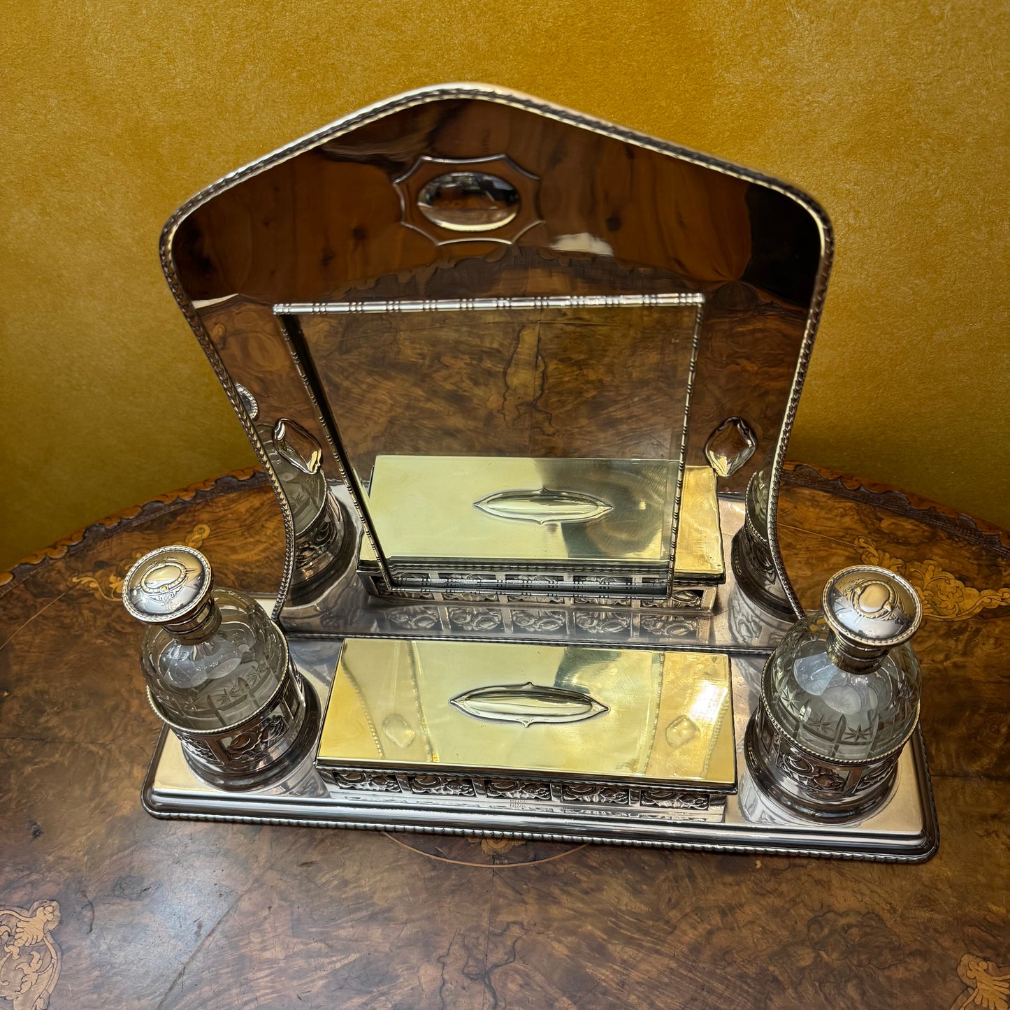 Art Nouveau Mirror Vanity 