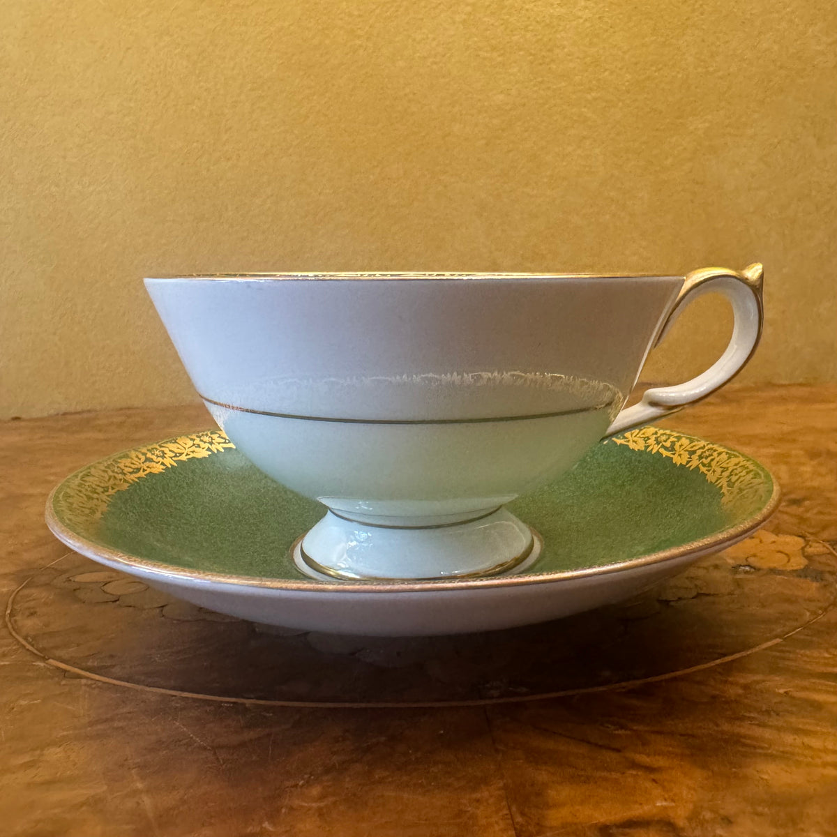 Aynsley Orchard Gold Green Fruit Print Tea Cup 