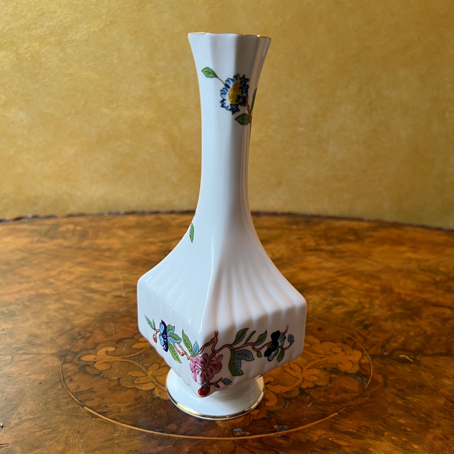 Aynsley Pembroke Small Vase