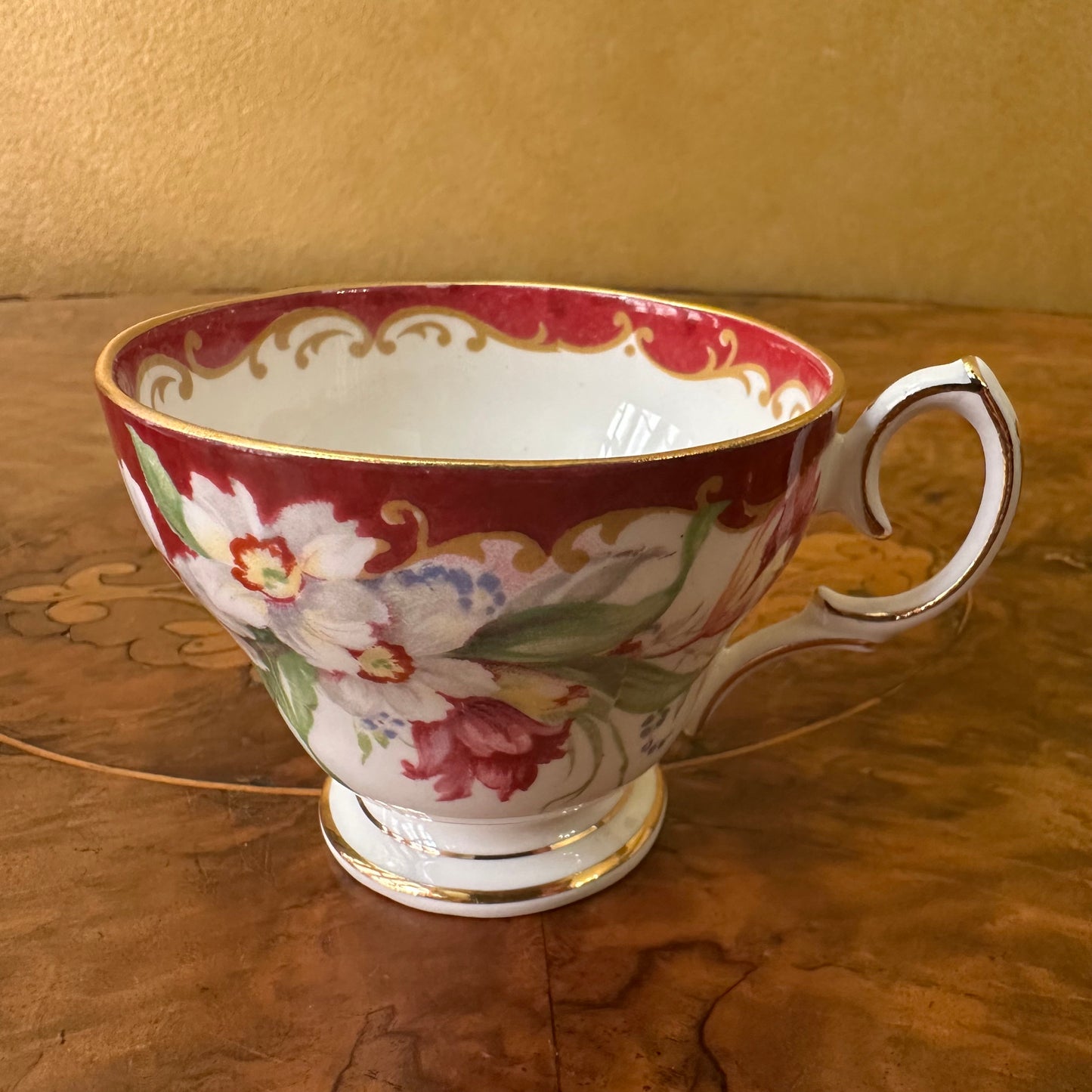 Bell ChinaVintage  Narcissus Daffodil Demitasse Cup
