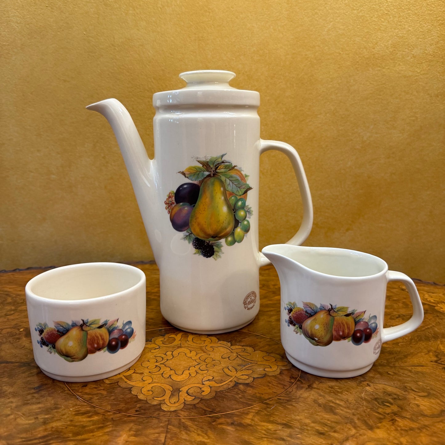 Bendigo Pottery Fruit Print Pot & Milk Jug & Sugar Bowl 