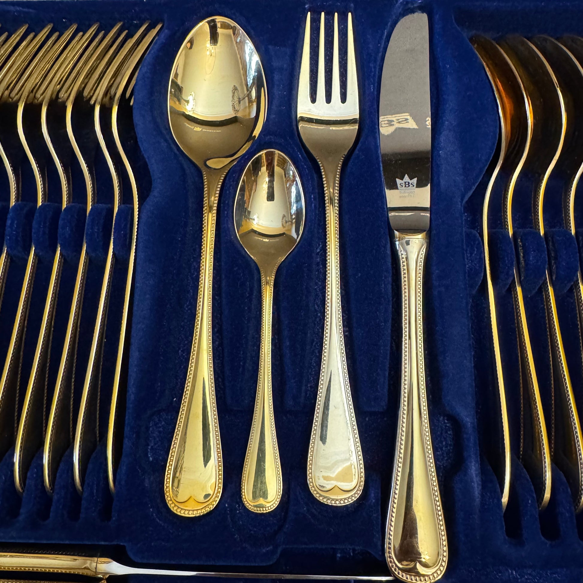 Bestecke Solingen 23/24 Karat Modell 6300 Venedig Gold Plated 69 Piece Cutlery