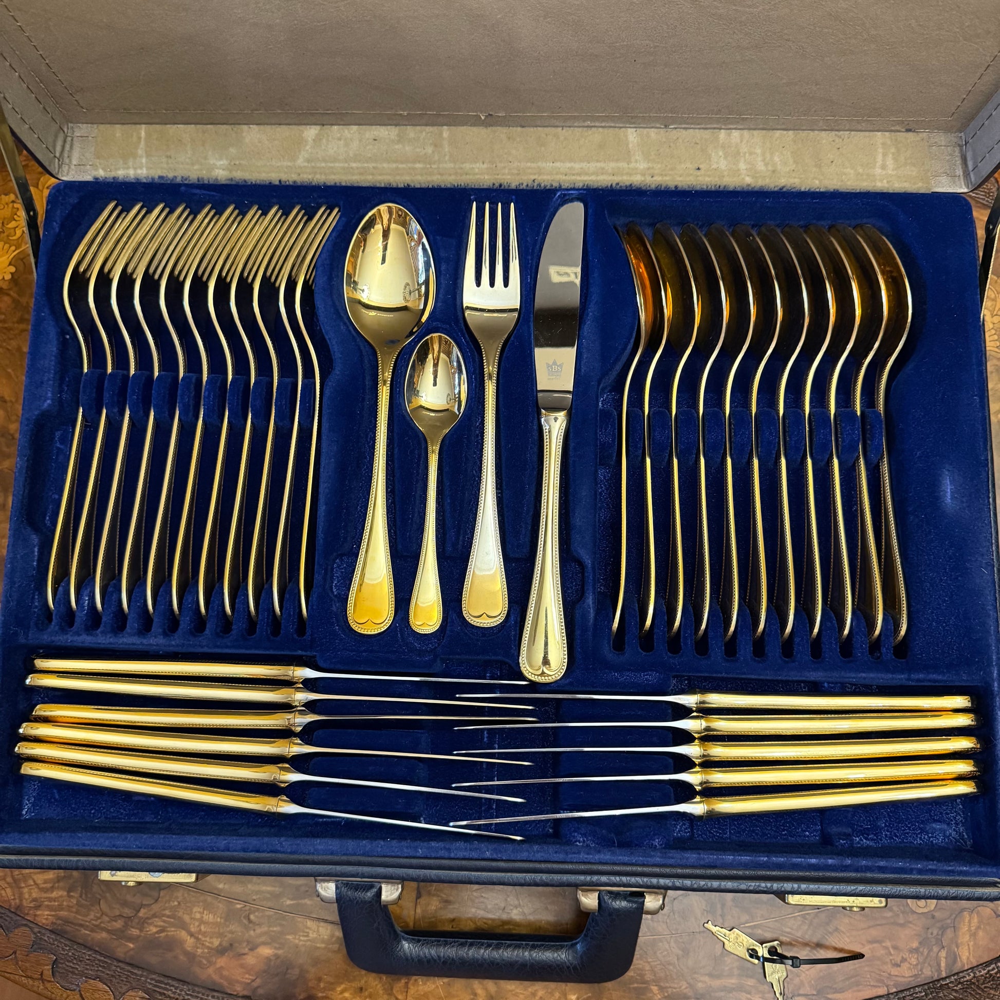 Bestecke Solingen 23/24 Karat Modell 6300 Venedig Gold Plated 69 Piece Cutlery Set 