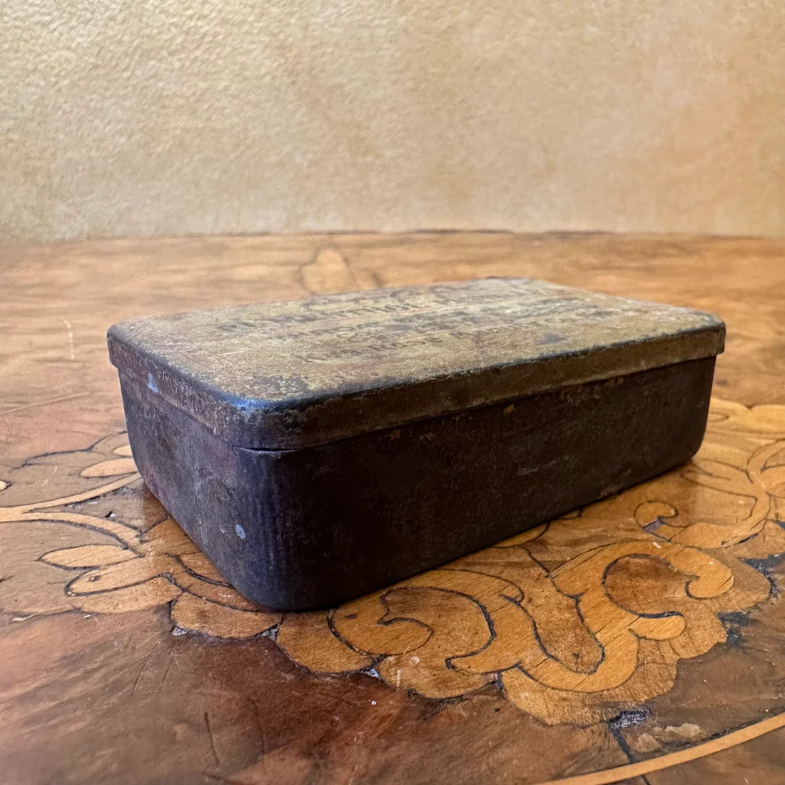 Vintage Bi Menthol Pastilles Advertising Tin