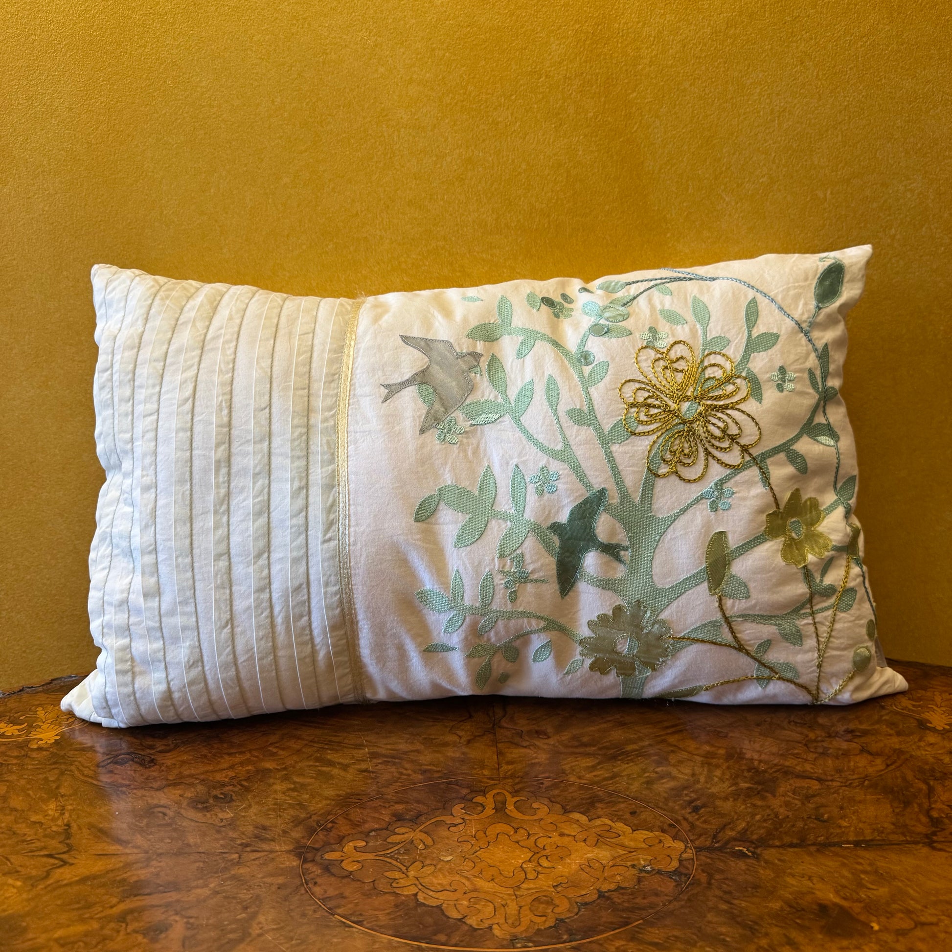 Bird Floral Couch Bed Cushion 