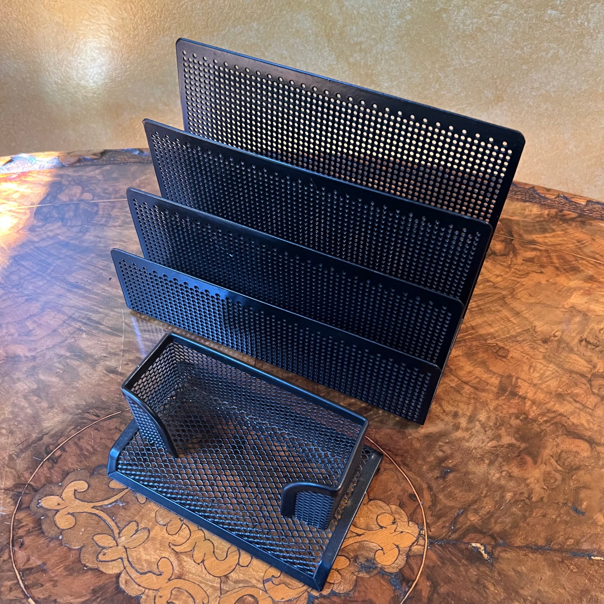 Black Metal Mesh Document & Card Holder 