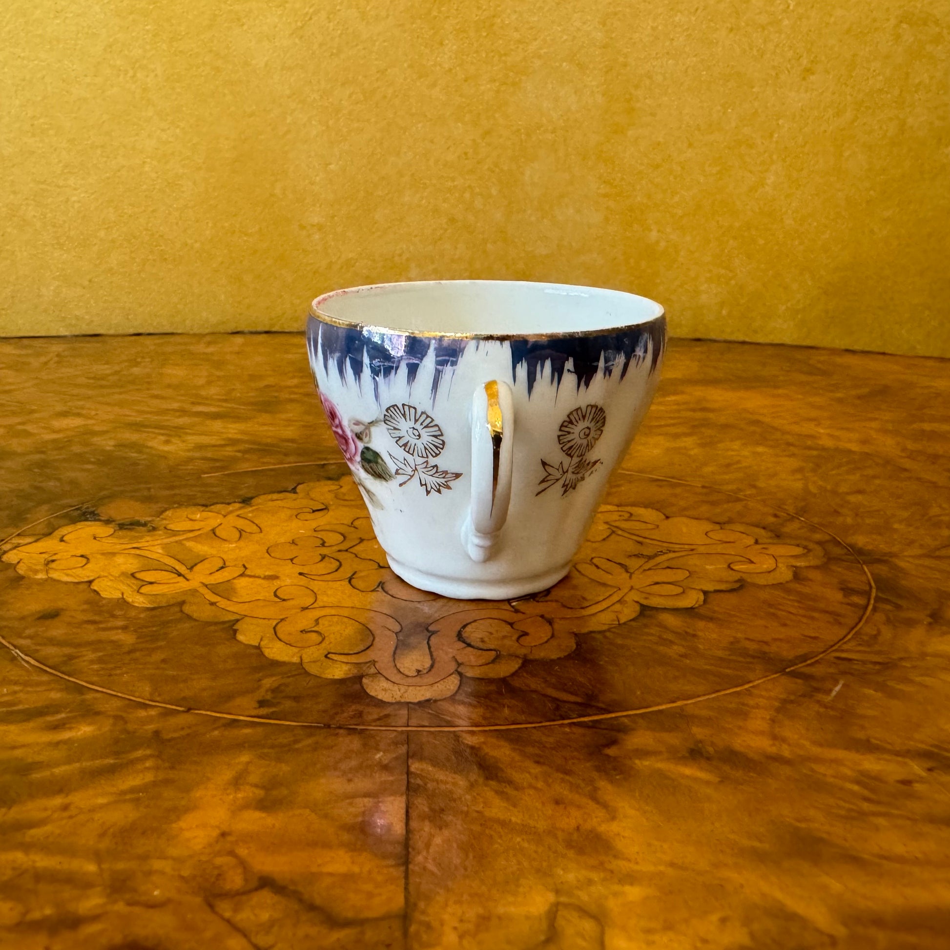 Blue Floral Print Coffee Cups 