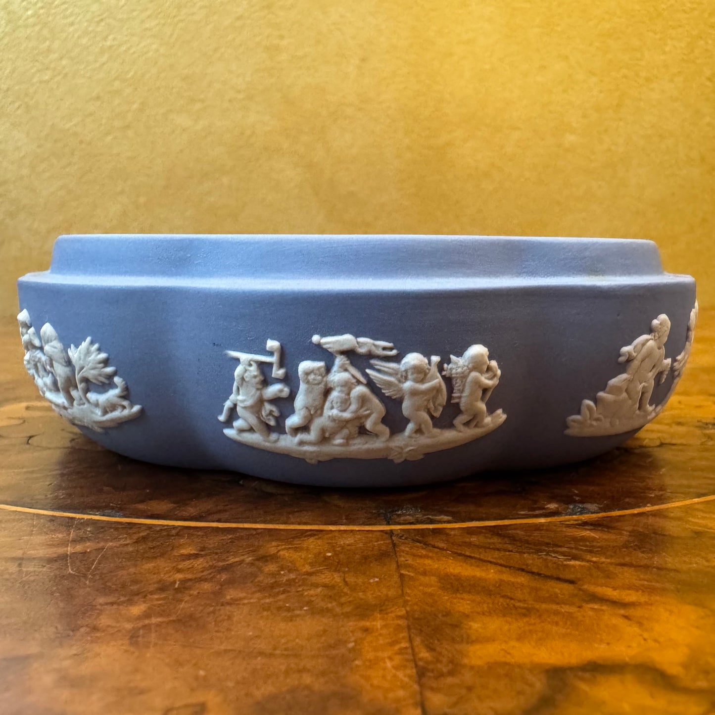 Blue Wedgwood Jasperware Icarus & Daedalus Scalloped Edge Trinket 