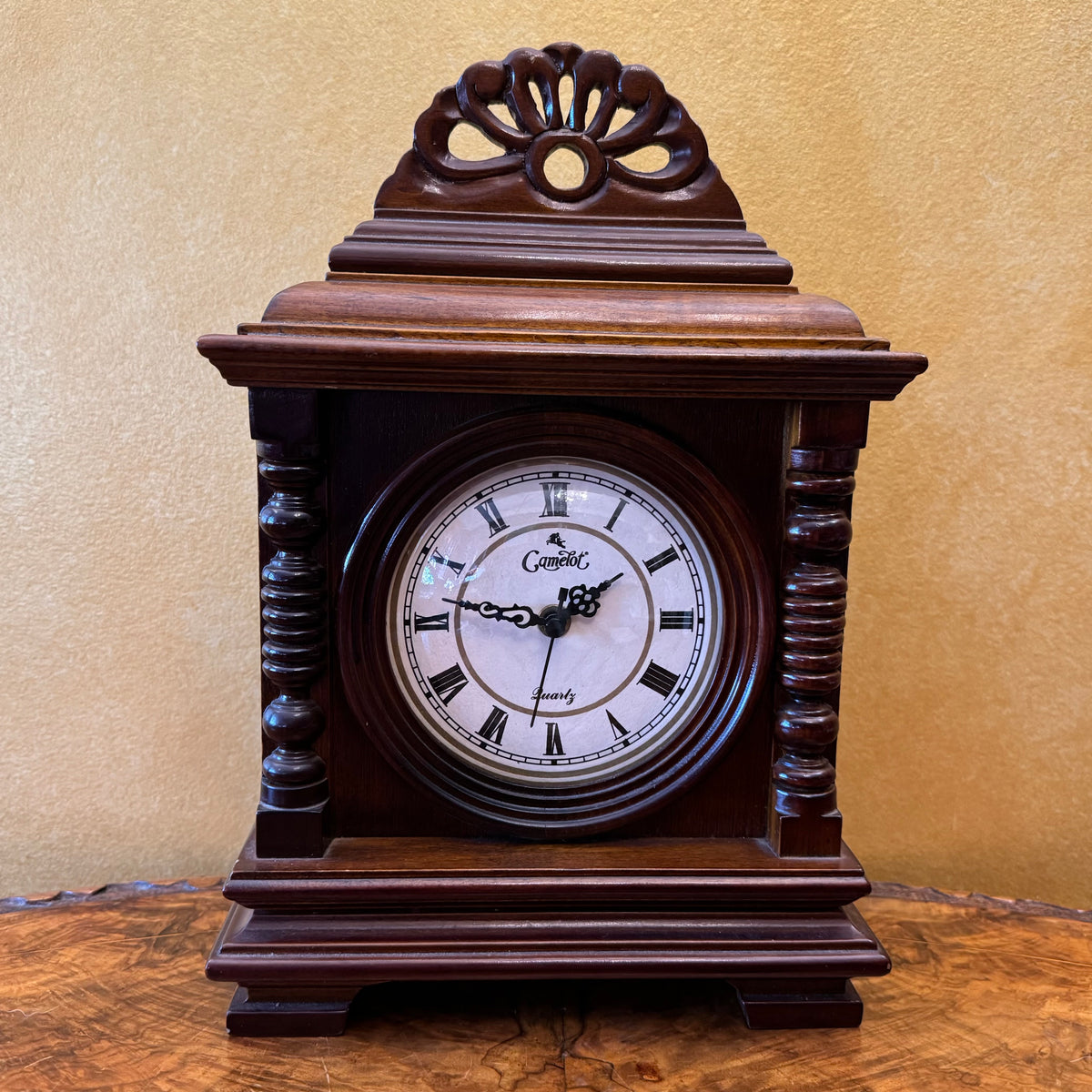 Camalot Quartz Wooden Mantel Clock