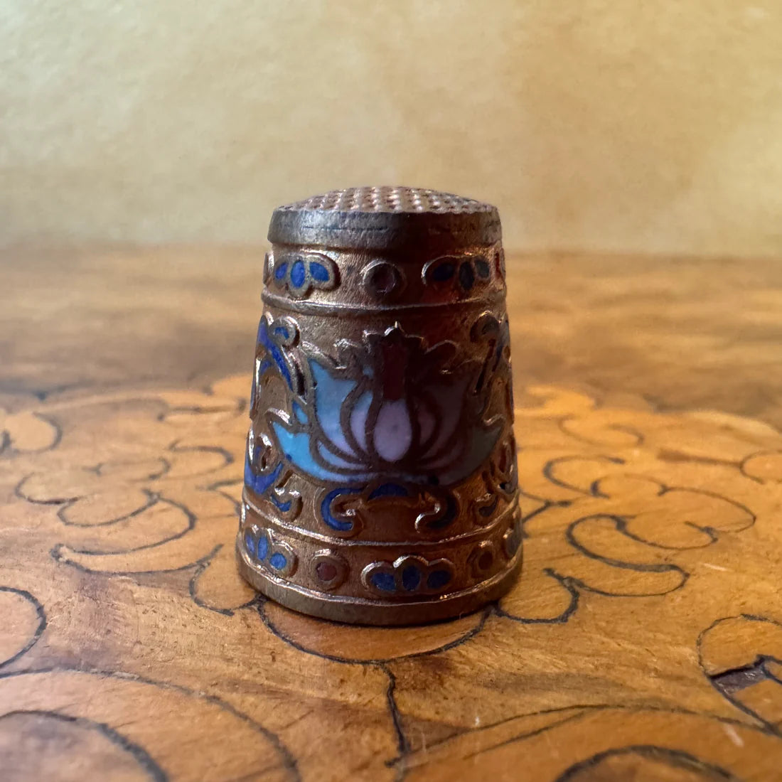 Cloisonné Enamel Inlay Water Lily Copper Thimble