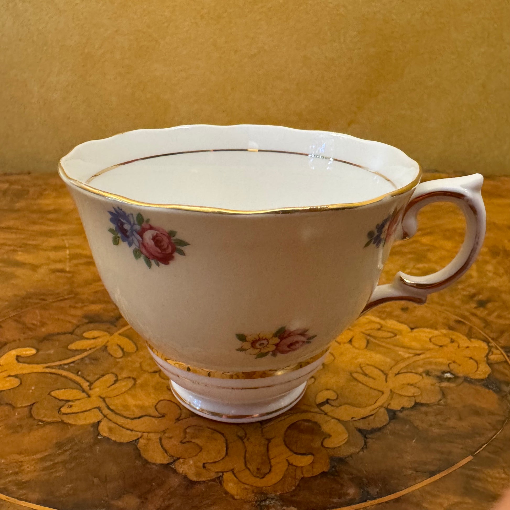 Colclough Light Yellow Floral Print Cup 