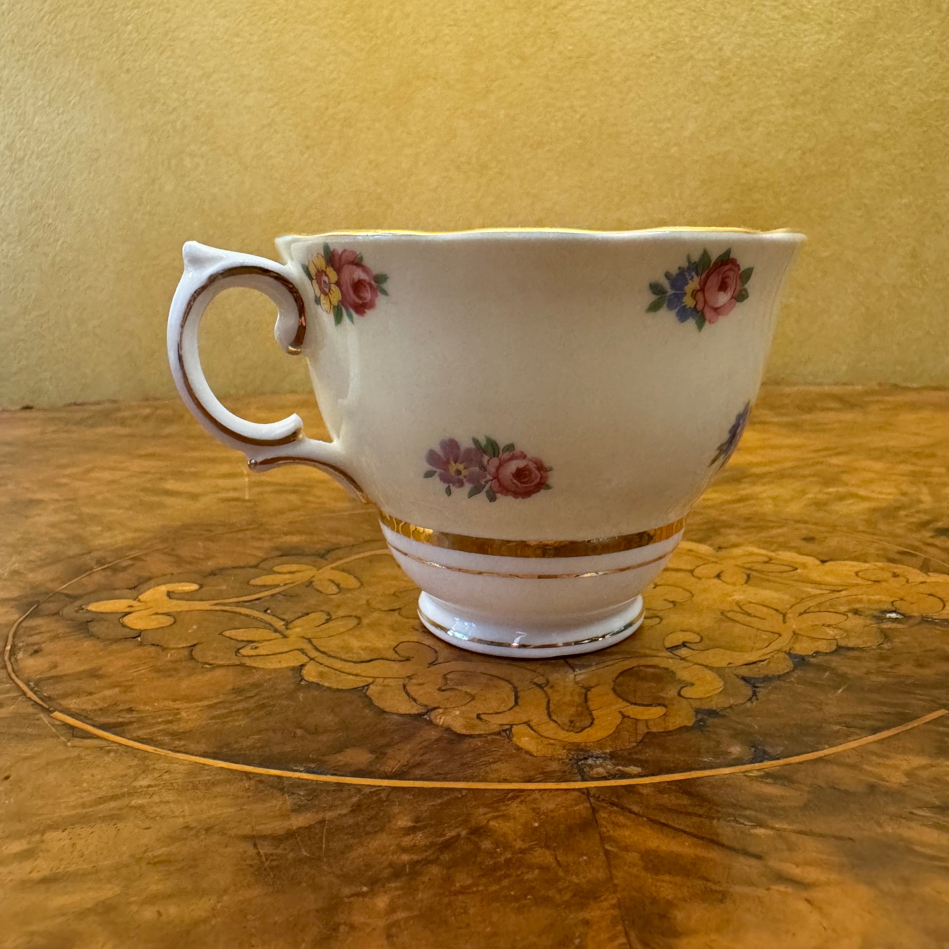 Colclough Light Yellow Floral Print Tea Cup 