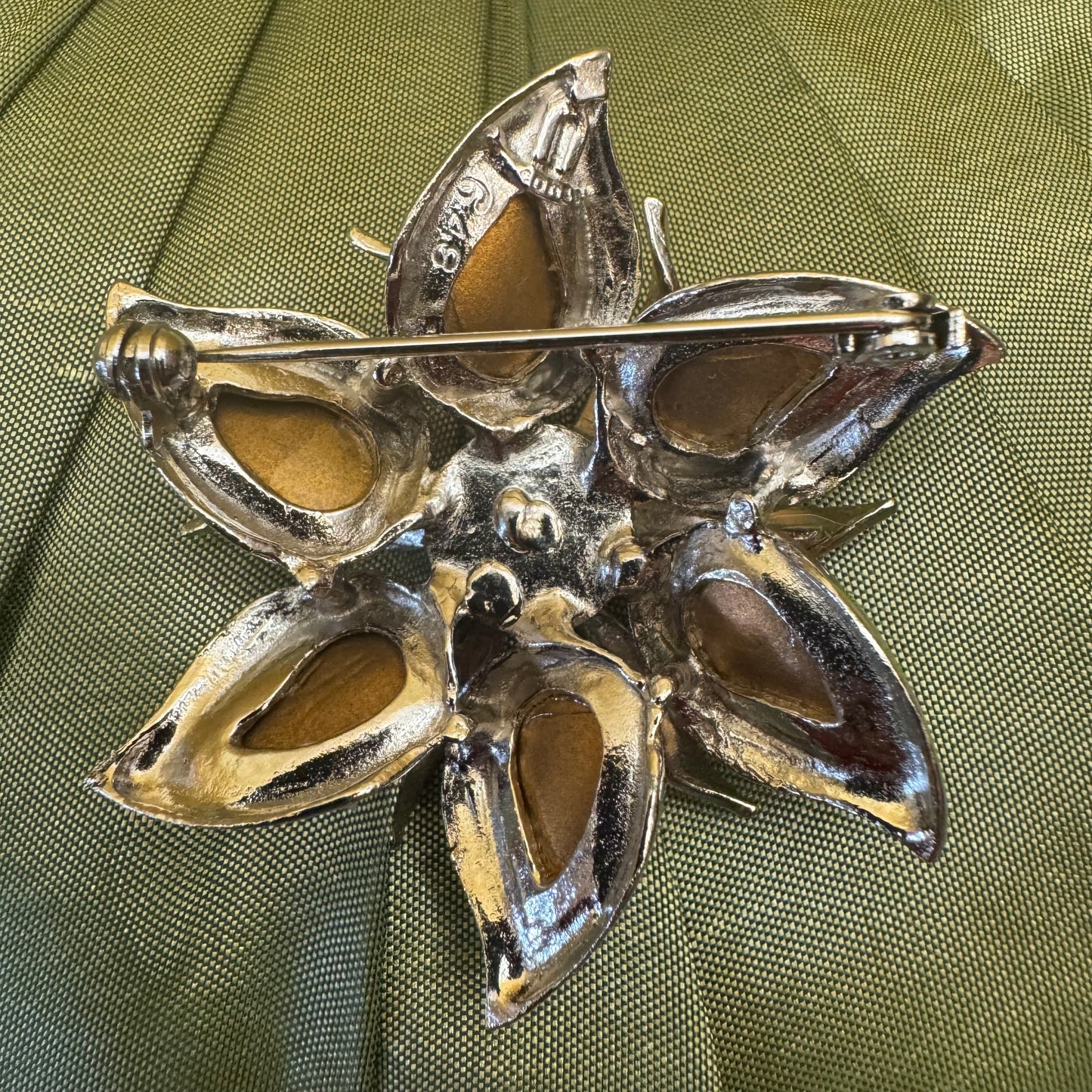 Costume Flower Brooch 