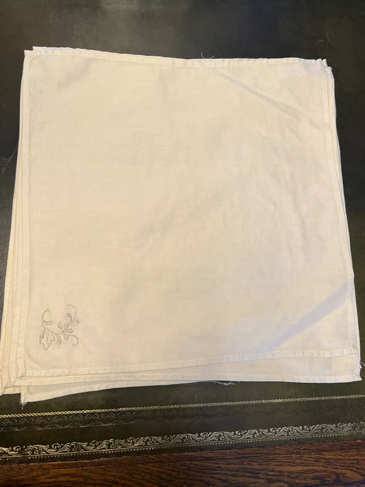 Vintage Floral Detail Cotton Napkins Serviettes Set Of Eleven